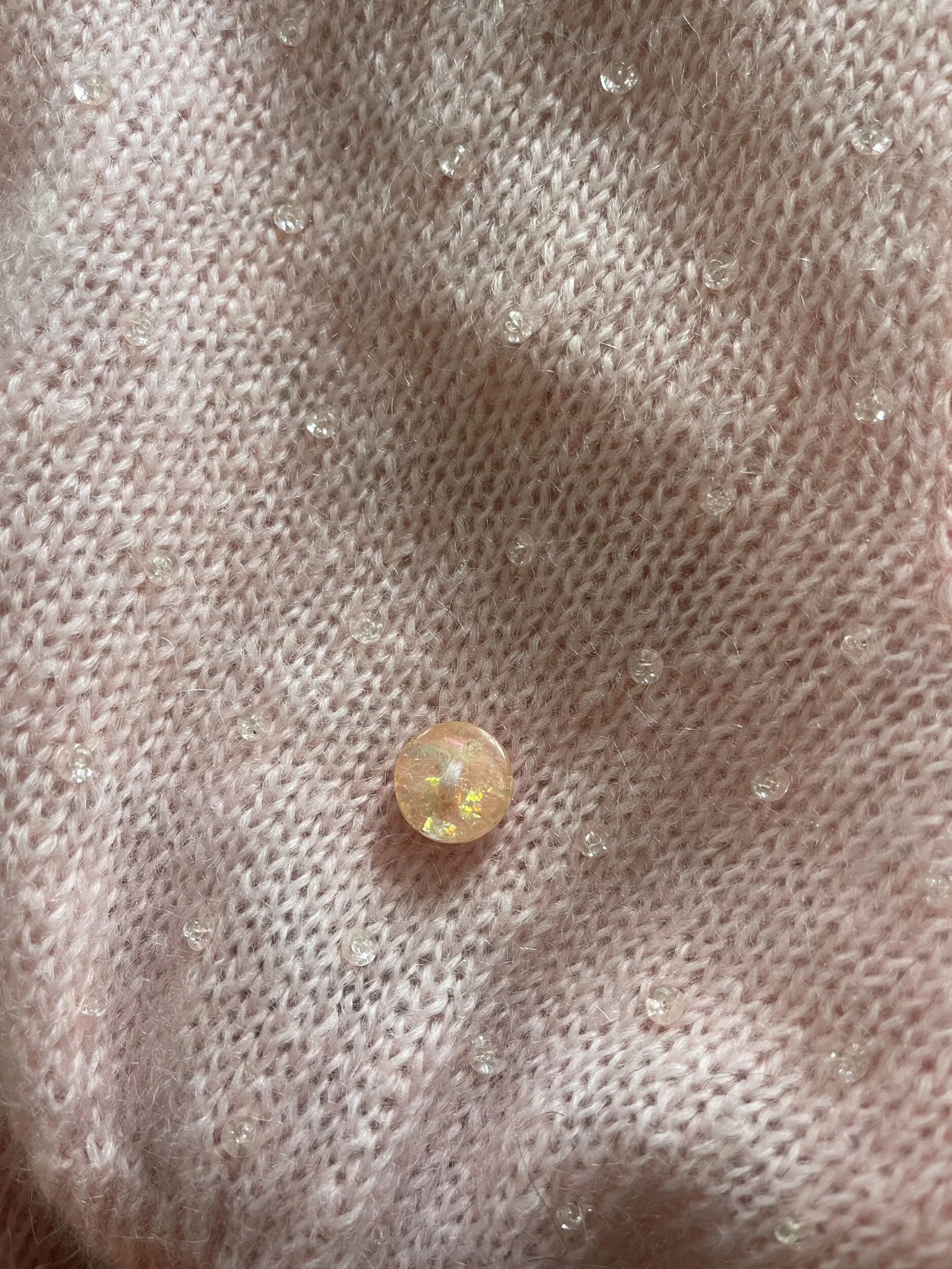 E6402B65-28A8-4B43-8237-560CB705CBDC