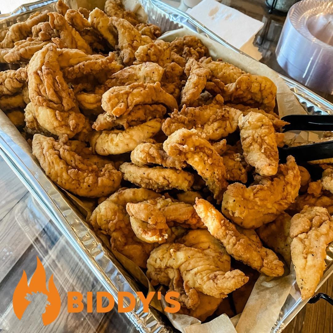 It&rsquo;s party season and we&rsquo;re here to make feeding the crowd a breeze! Party trays &amp; bulk pan options available! www.biddyschicken.com

Don&rsquo;t forget! We&rsquo;re offering 10% off party trays thru May!!