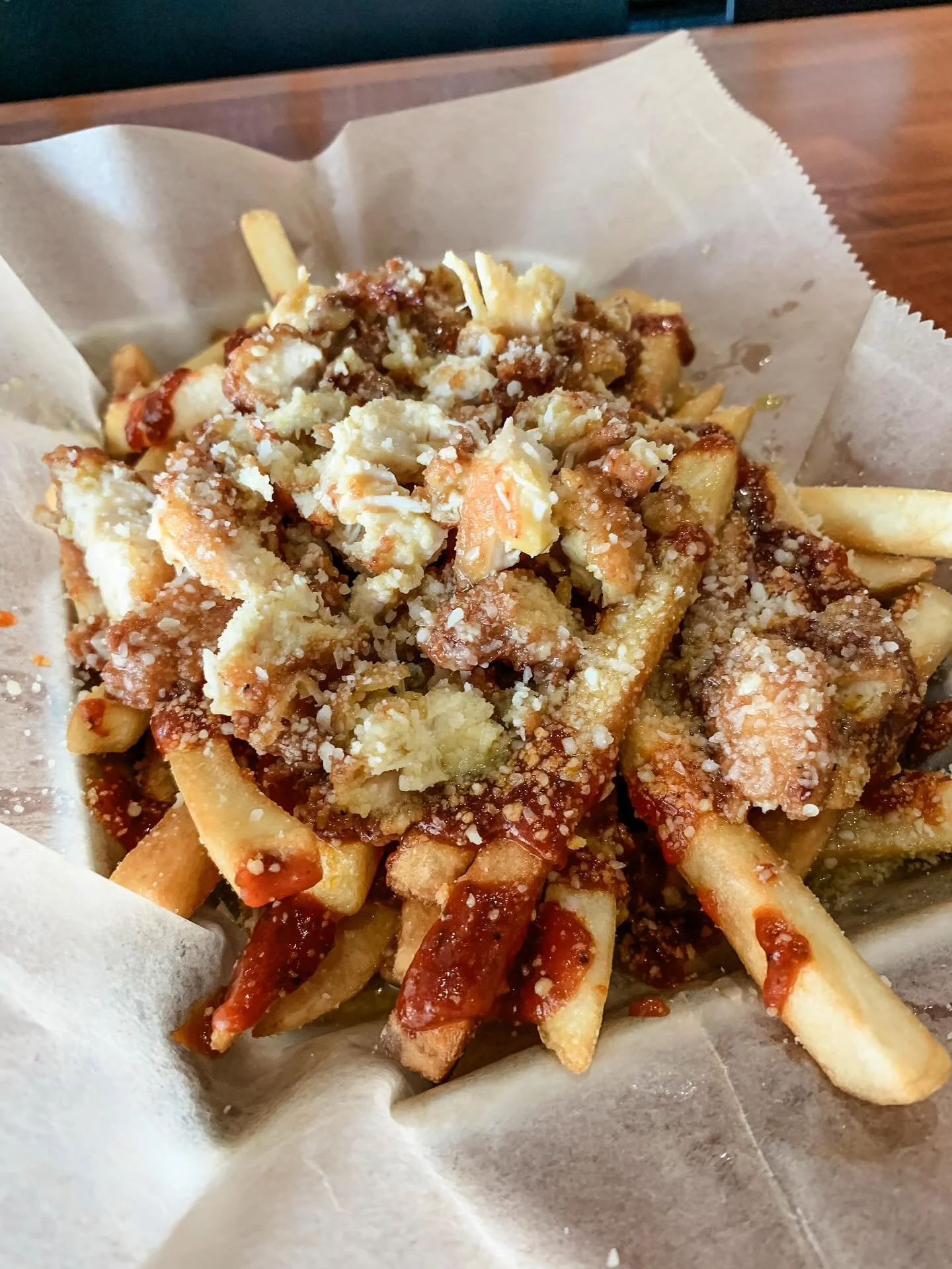 Hey Macon! 
French Fry Fight starts TODAY and runs until the July 11th 🔥

For our entry, We are bringing our Garlic Parm Fries back! 

Get out downtown, try some amazing loaded fries and have a GREAT TIME! 

*Only available in MACON 07/09-07/11. 

#