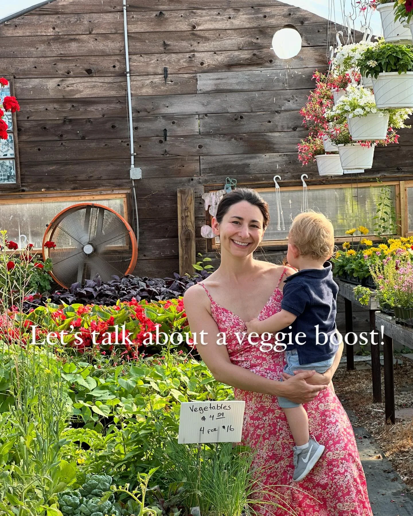 Kickstart your meal with veggies! 🥗🌿 Literally, eat vegetables first before protein, fat and starch. Starting with fiber-rich vegetables helps control your blood sugar, curb cravings, and keeps you feeling full longer. 

🌱 **Tip**: Start with a sa