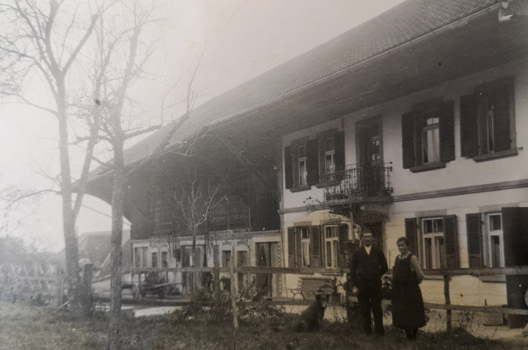  1924 erwarb unser Urgrosonkel Louis Weber und seine Frau Frieda den Bauernhof am Seerain 14. 