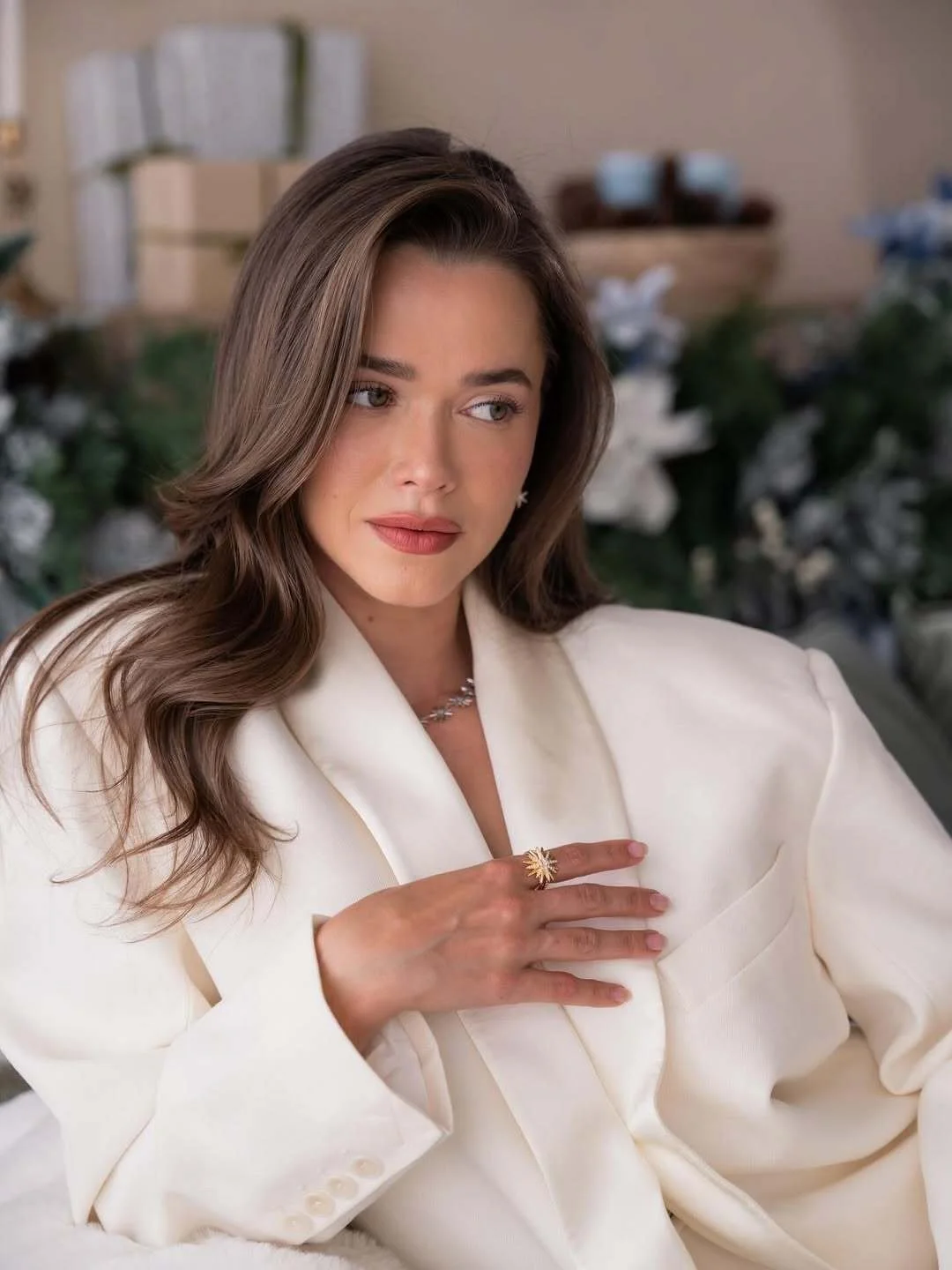 Valeria Lipovetsky, Founder, &amp; Host, Creator Method | Not Alone