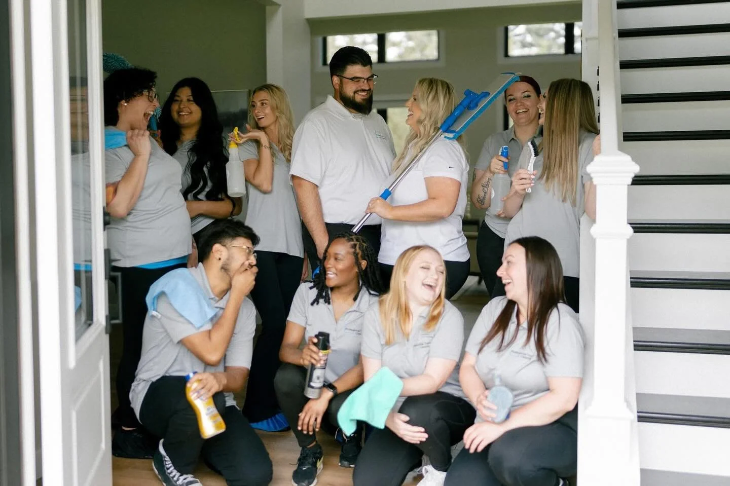 β¨ Our Promise of Quality β¨
At Professional Touch Cleaning, we have always stood behind the quality of our work. While we strive for excellence, we know we’re human and sometimes mistakes happen. That’s why we offer a 48-hour satisfaction