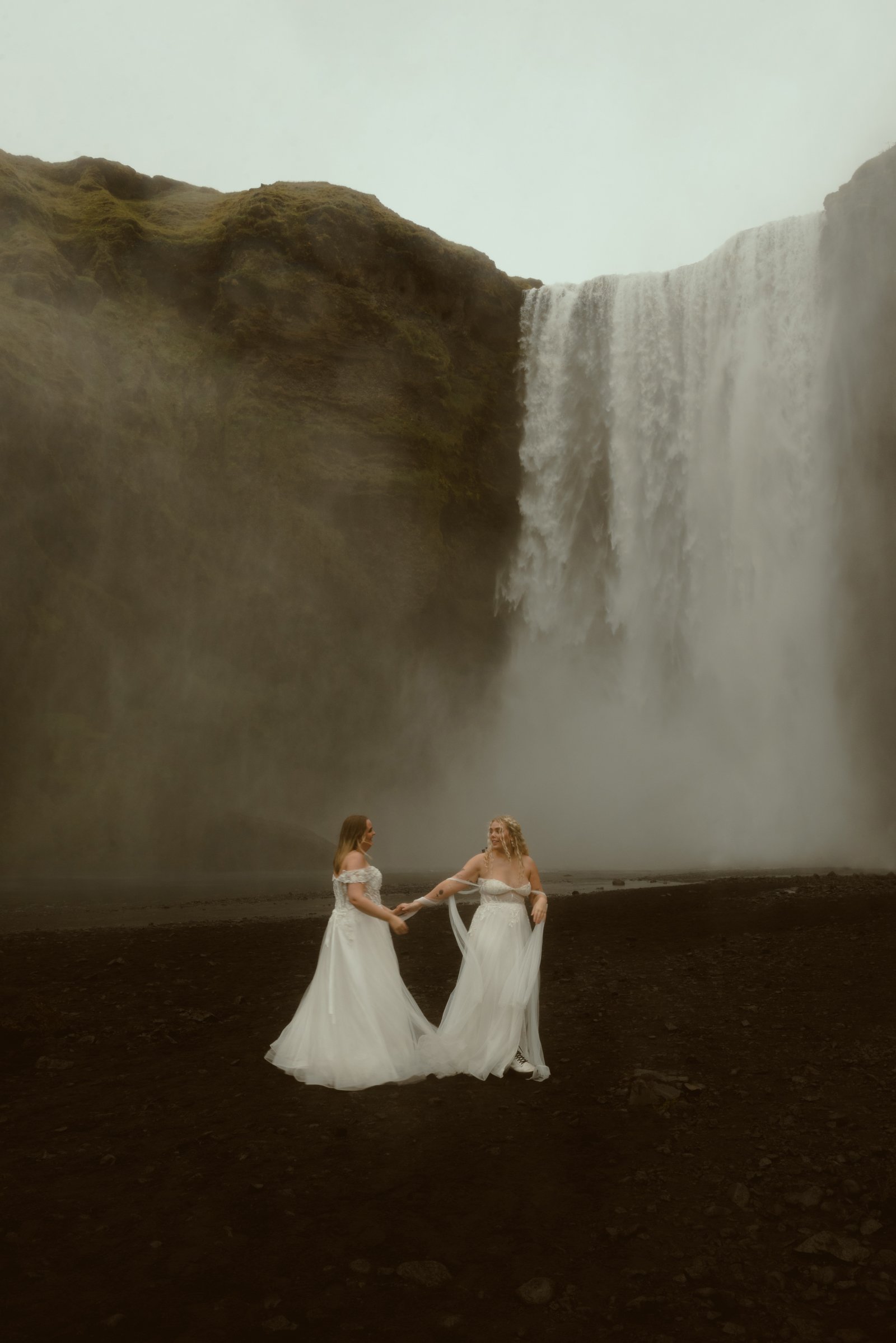 Iceland-Elopement-Photographer-Samantha-Joy-Photo-Destination-Elopement-Photographer (36 of 55).jpg