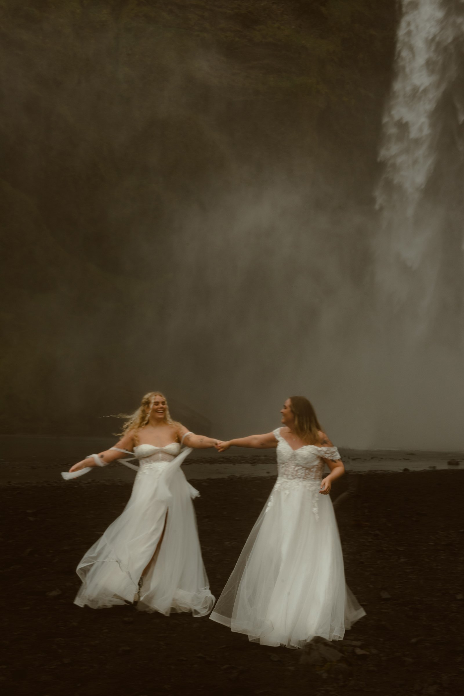 Iceland-Elopement-Photographer-Samantha-Joy-Photo-Destination-Elopement-Photographer (35 of 55).jpg