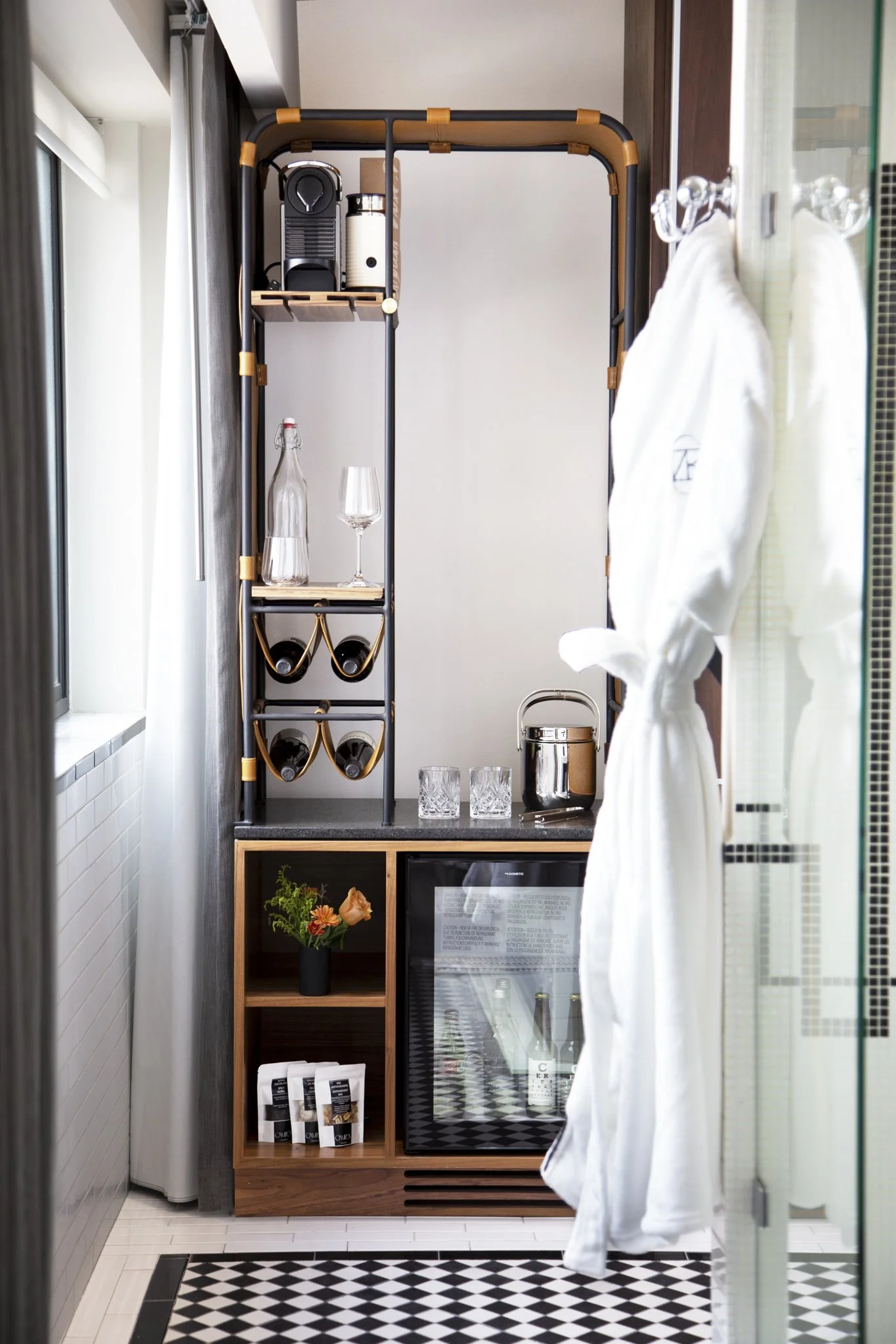 Copy of Copy of Park Terrace and Park Studio bathroom.jpg