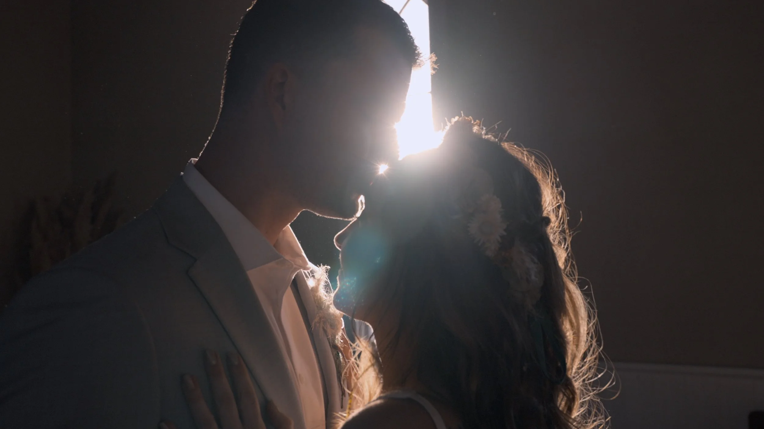 Tanner & Brooke wedding chapel kiss