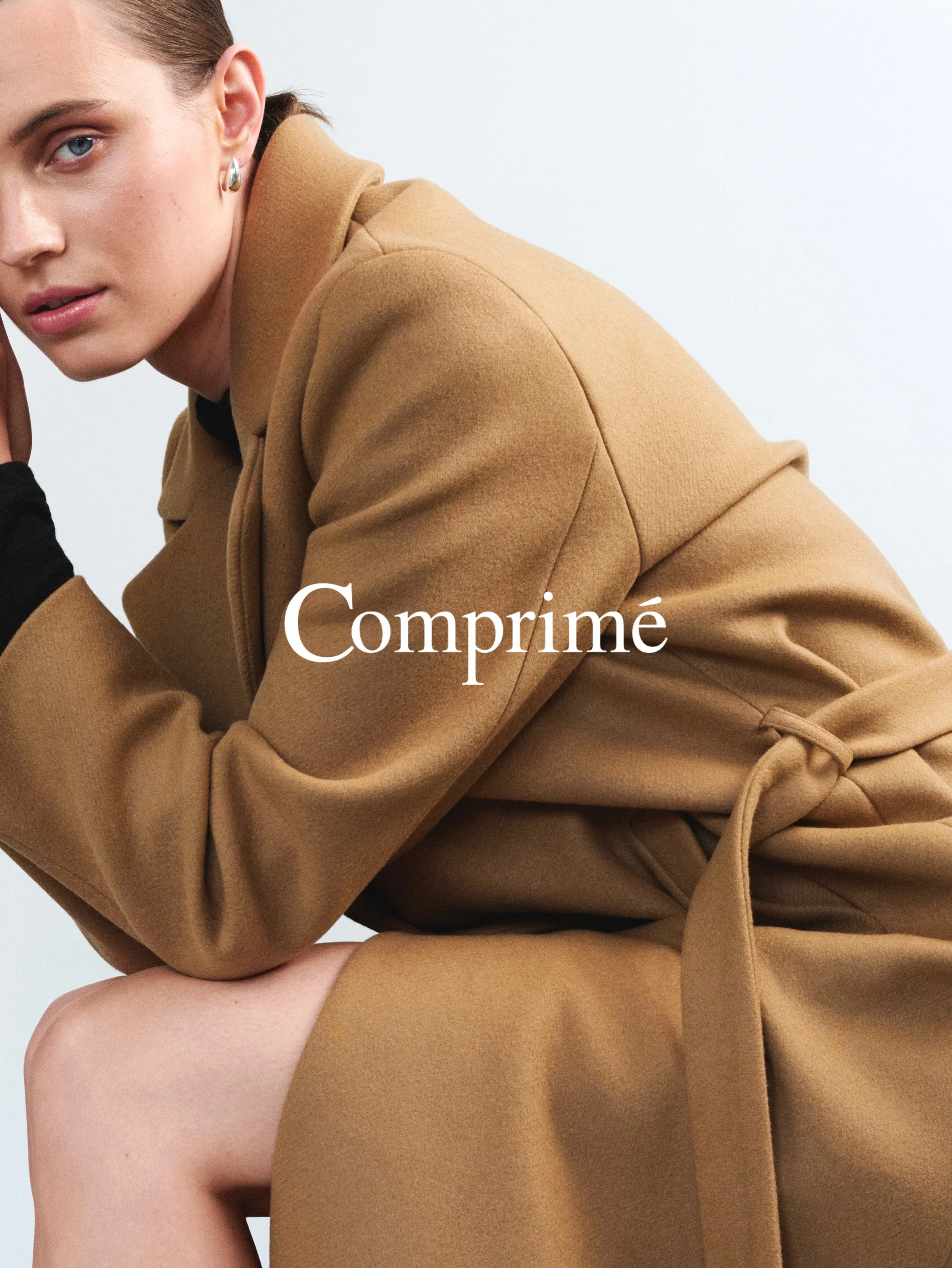 Details : bts : close ups 2 Logo.JPEG