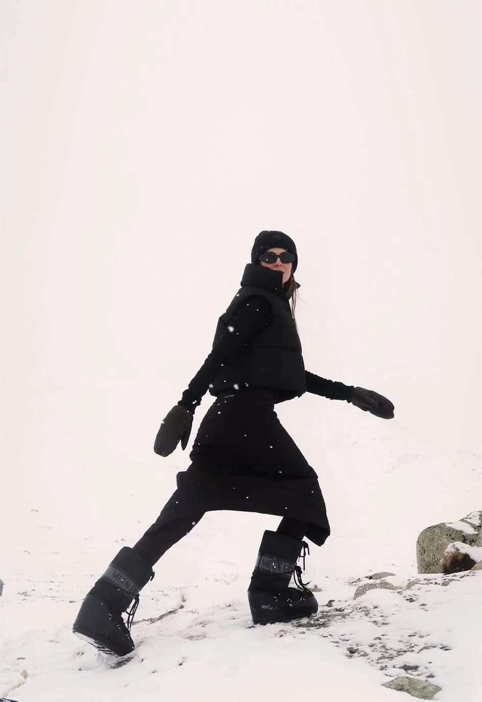 NINA 24 utan logga.jpg