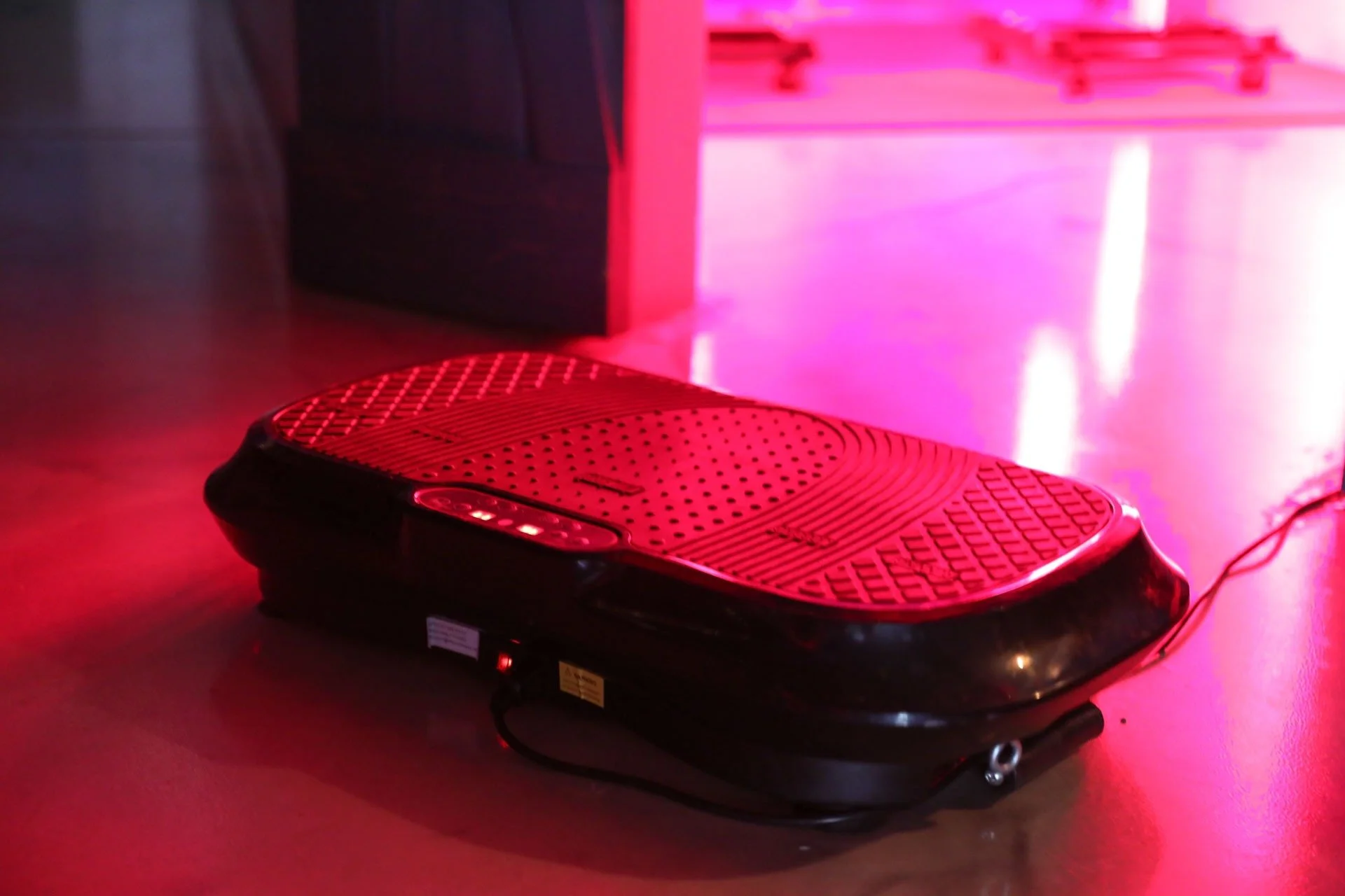 Red light therapy room at Catskill Cryo