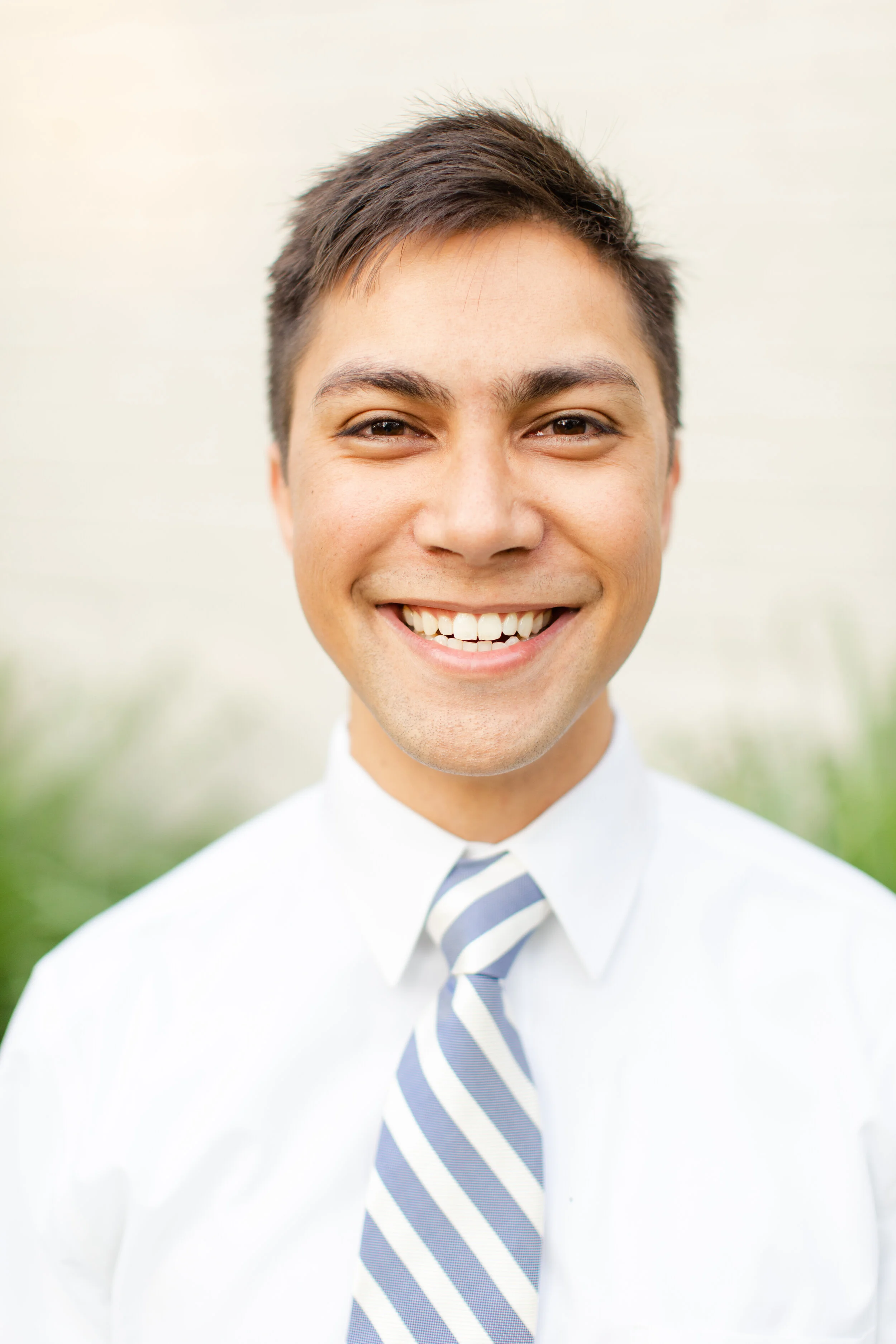 Greg Head Shot0005.jpg