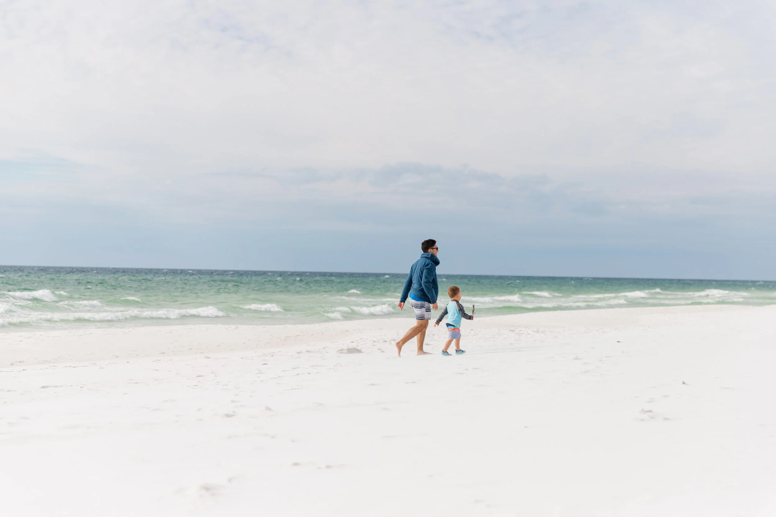 Destin, Florida family vacation. Military Traveling Family Columbus, Georgia photographer