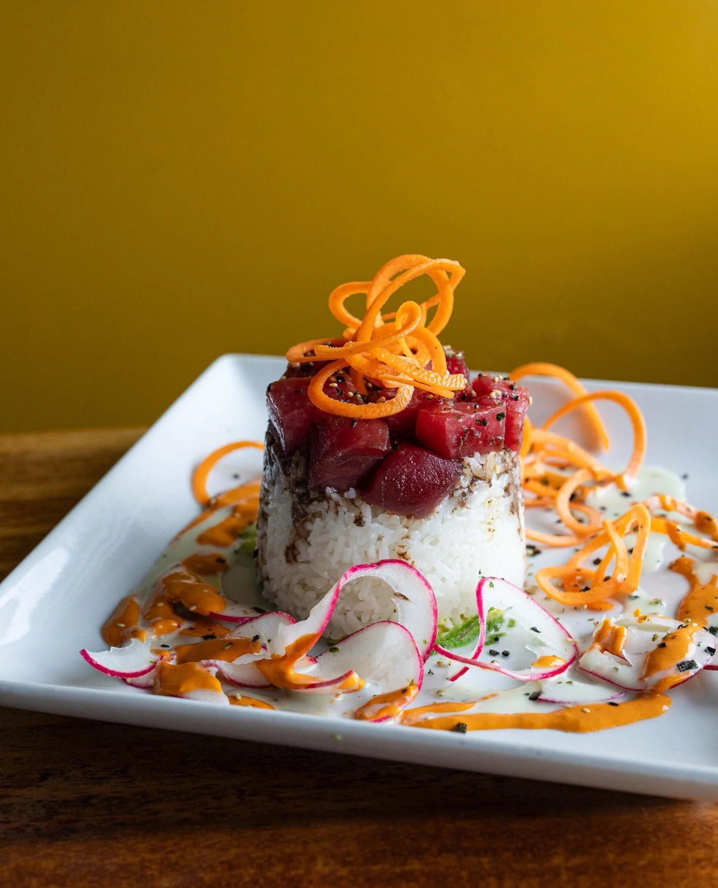 Serving up Poulsbo&rsquo;s flavors, one stunning shot at a time. 🌊🍣 Loved capturing this vibrant poke tower at The Loft for Visit Kitsap Peninsula&mdash;celebrating the creativity, color, and craft of our local food scene.