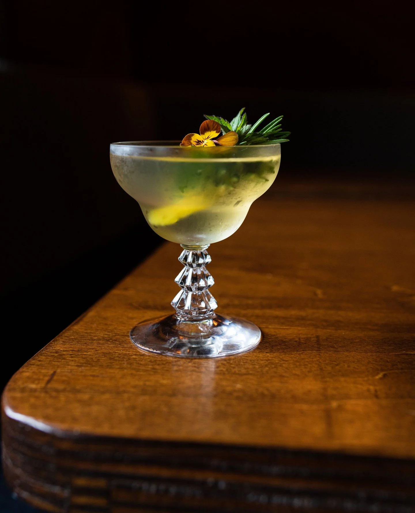 Cheers to the gathering season where candlelight lingers, glasses clink, and good company makes the world feel just a little softer. May we celebrate each other, and the moments that bring us together. 🥂⁠
⁠
As restaurants roll out their fall and win