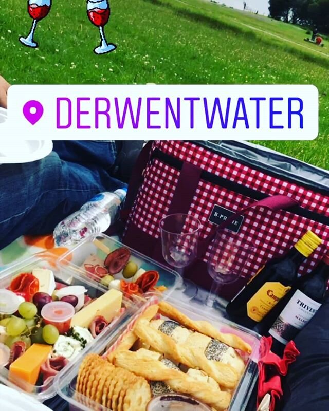 🥗We are fully booked for picnic bags this weekend! 🥪
We love seeing photos of you enjoying your picnics in the sun ☀️🍷
Are you off to the zoo? The lakes? Or perhaps you just want to have a day off from cooking? Our picnics are the perfect treat!

