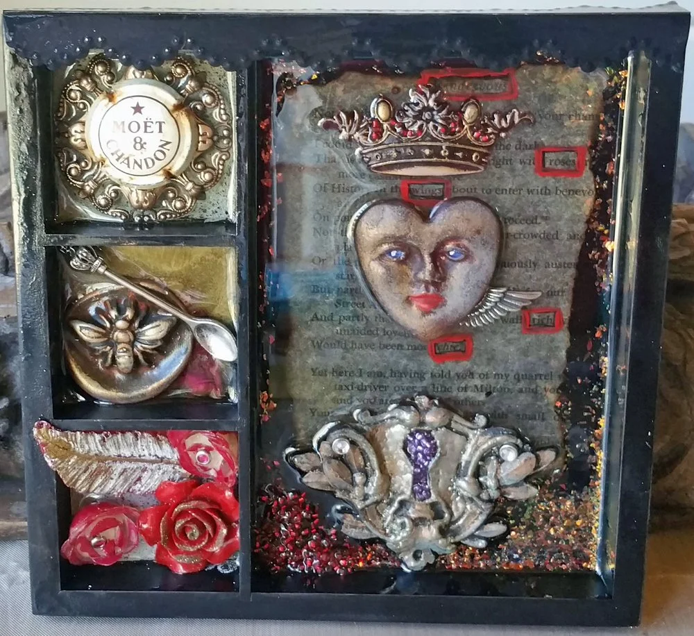 Queen of Hearts - Resin Assemblage