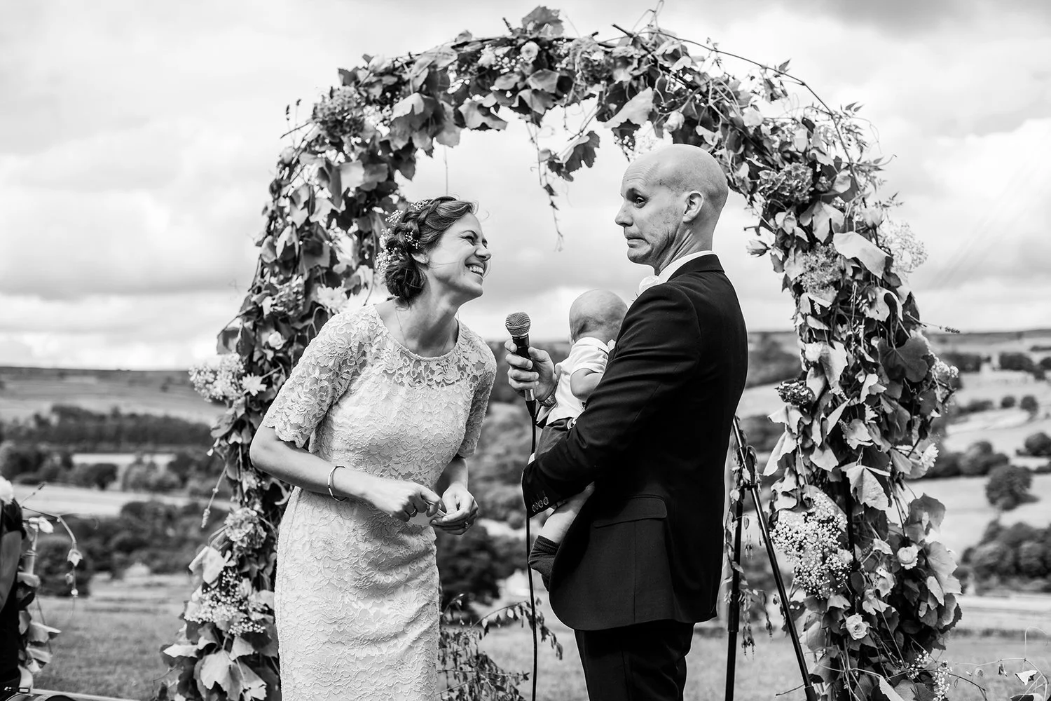 11SheffieldEnglandSummerDestinationWedding.jpg