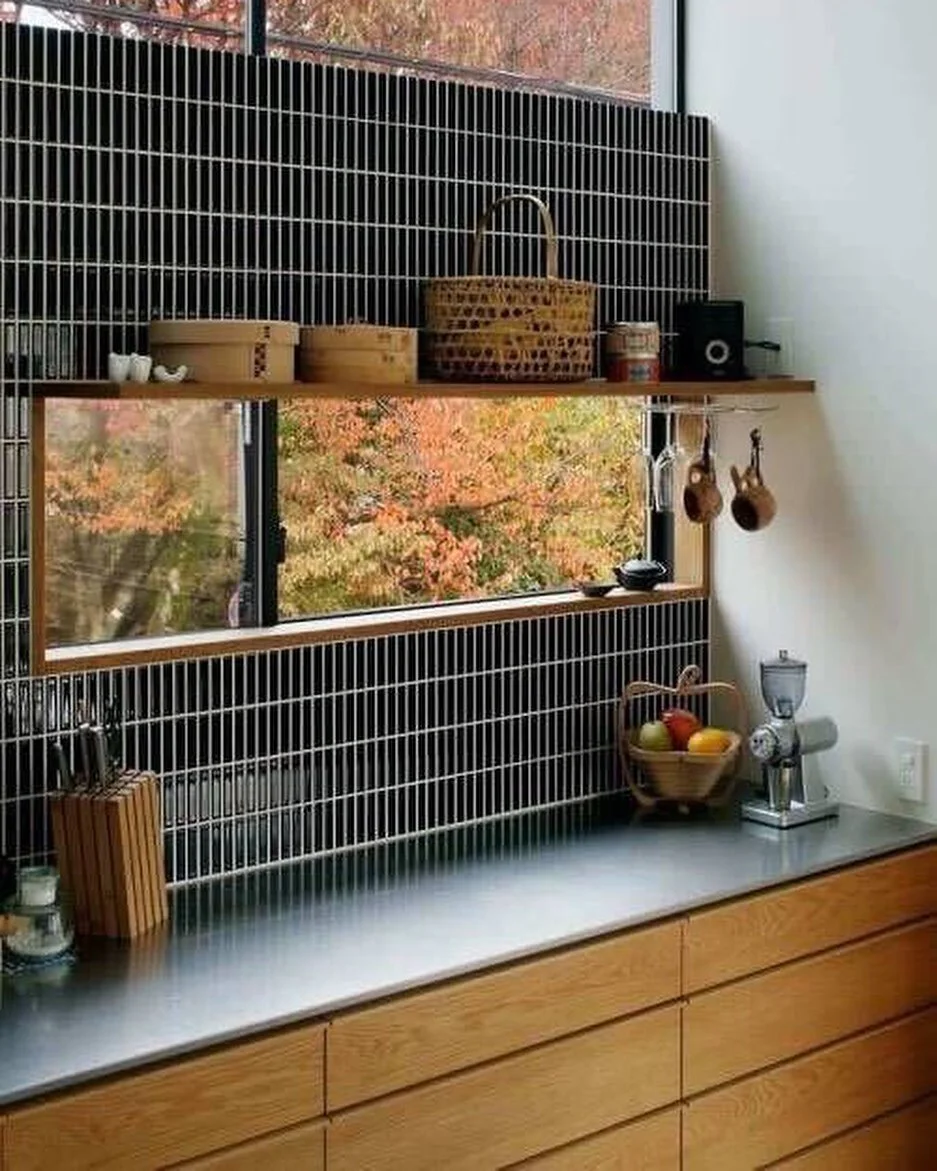 Which kitchen is your favorite? ✨ find this inspiration on our Pinterest board under the Billie. We&rsquo;re combining modern with mid-century again!
.
.
.

#utahhomes #utahremodel #customhome #utahhomebuilder #saltlakecity #saltlakehomes #saltlakere