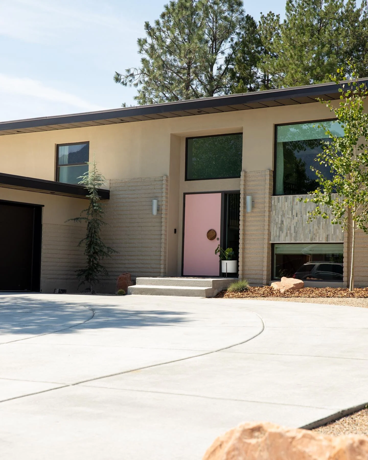 New blog on our site today! 🤩 Swipe to see the before!

Here&rsquo;s a look into our thoughts on the 2022 Salt Lake Parade of Homes and our entry, The Crestwood Remodel.
.
.
.
#utahhomes #utahhomebuilder #saltlakecity #contracting #utahmodern #remod