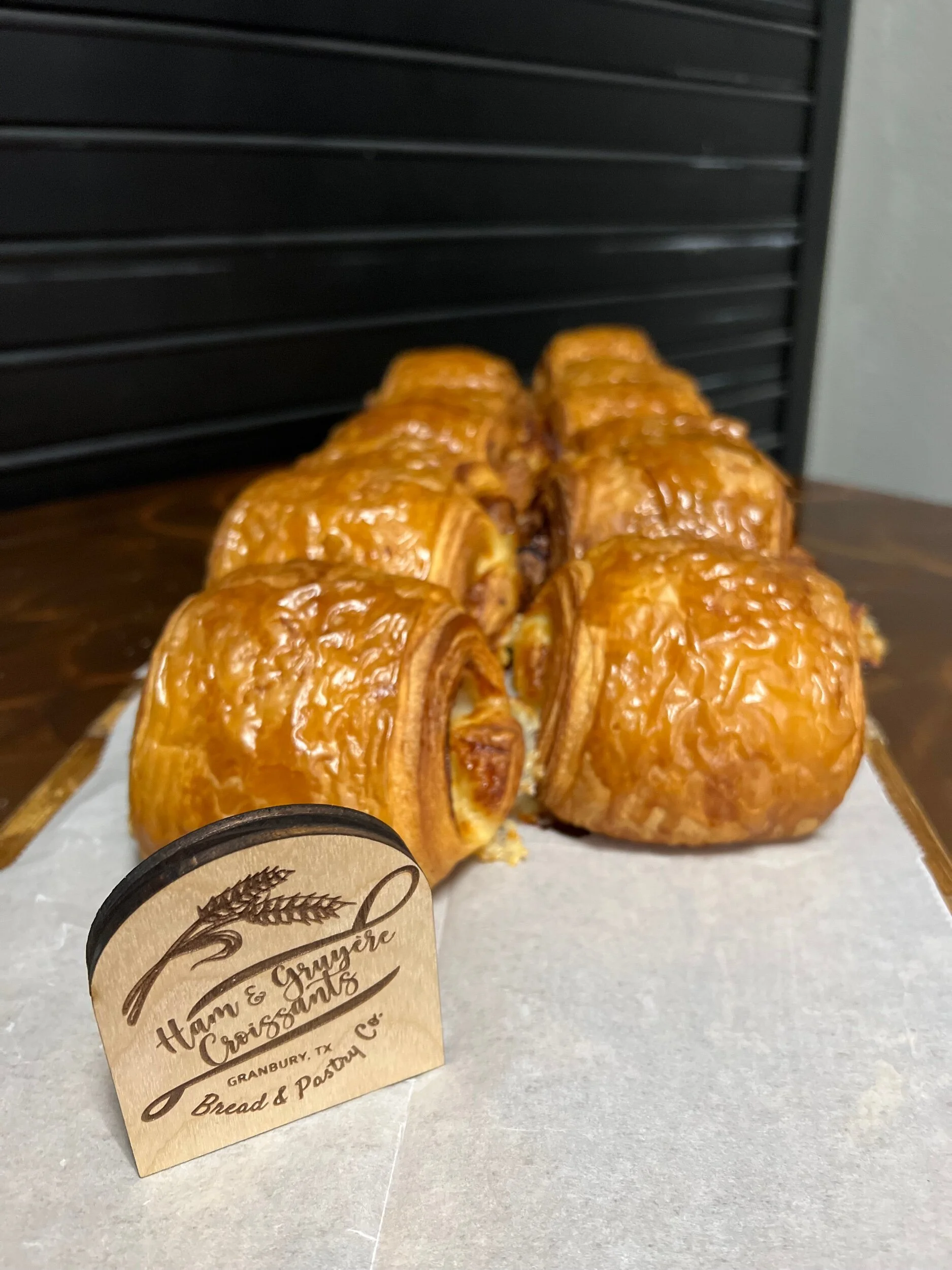 9AFC2419-3F26-4B69-8522-EA6DA951A2DF