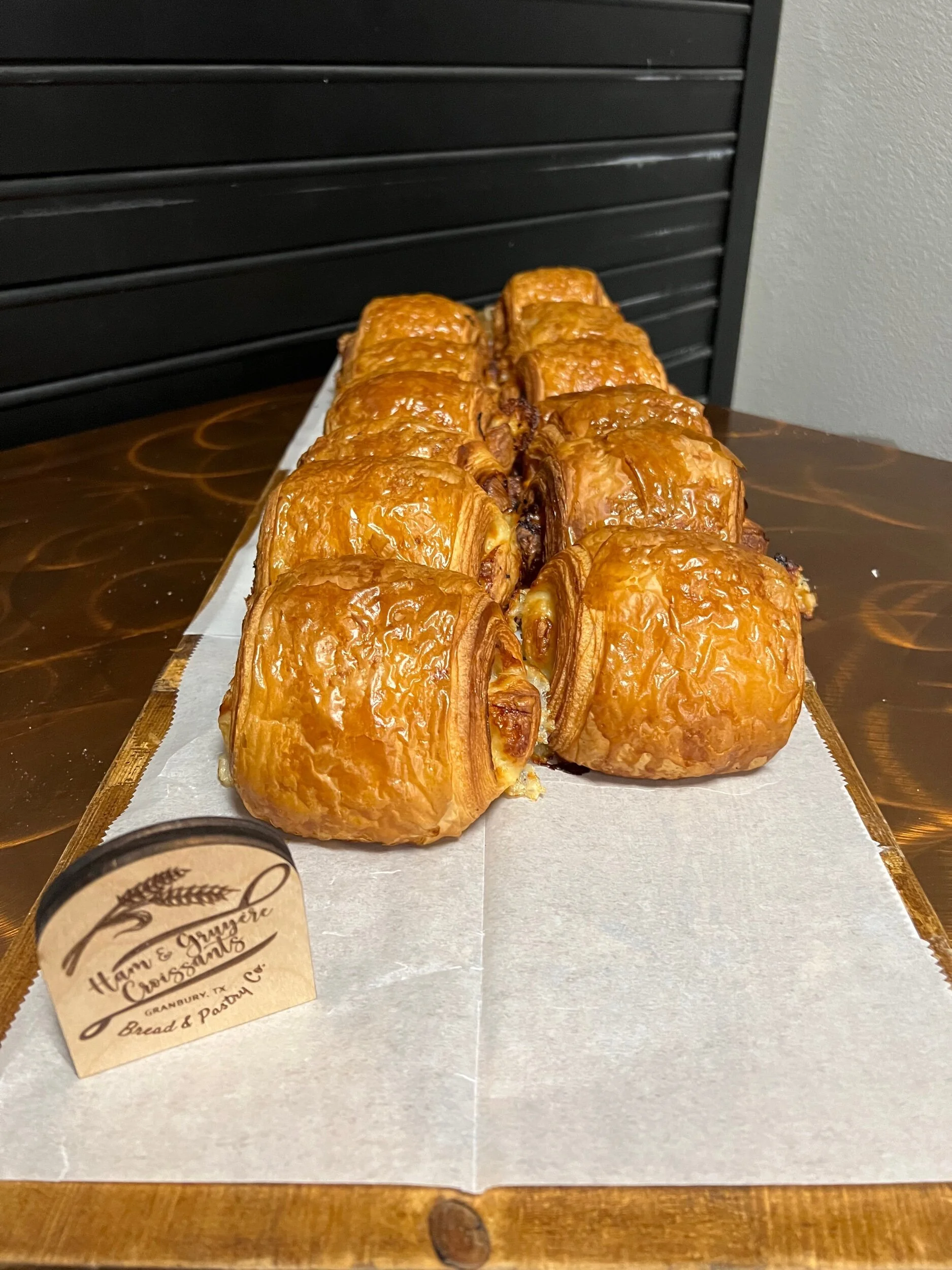 CB7FA498-3109-4F3E-A9A9-BF63B2249250