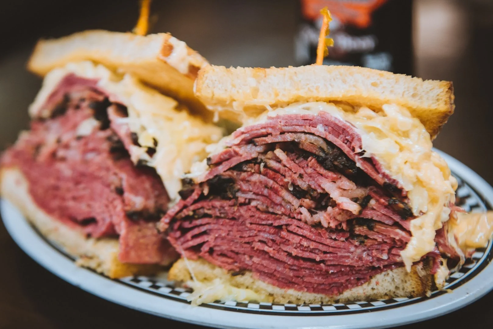 How Bars and Restaurants Should Pitch the Media for Seasonal and Holiday Coverage