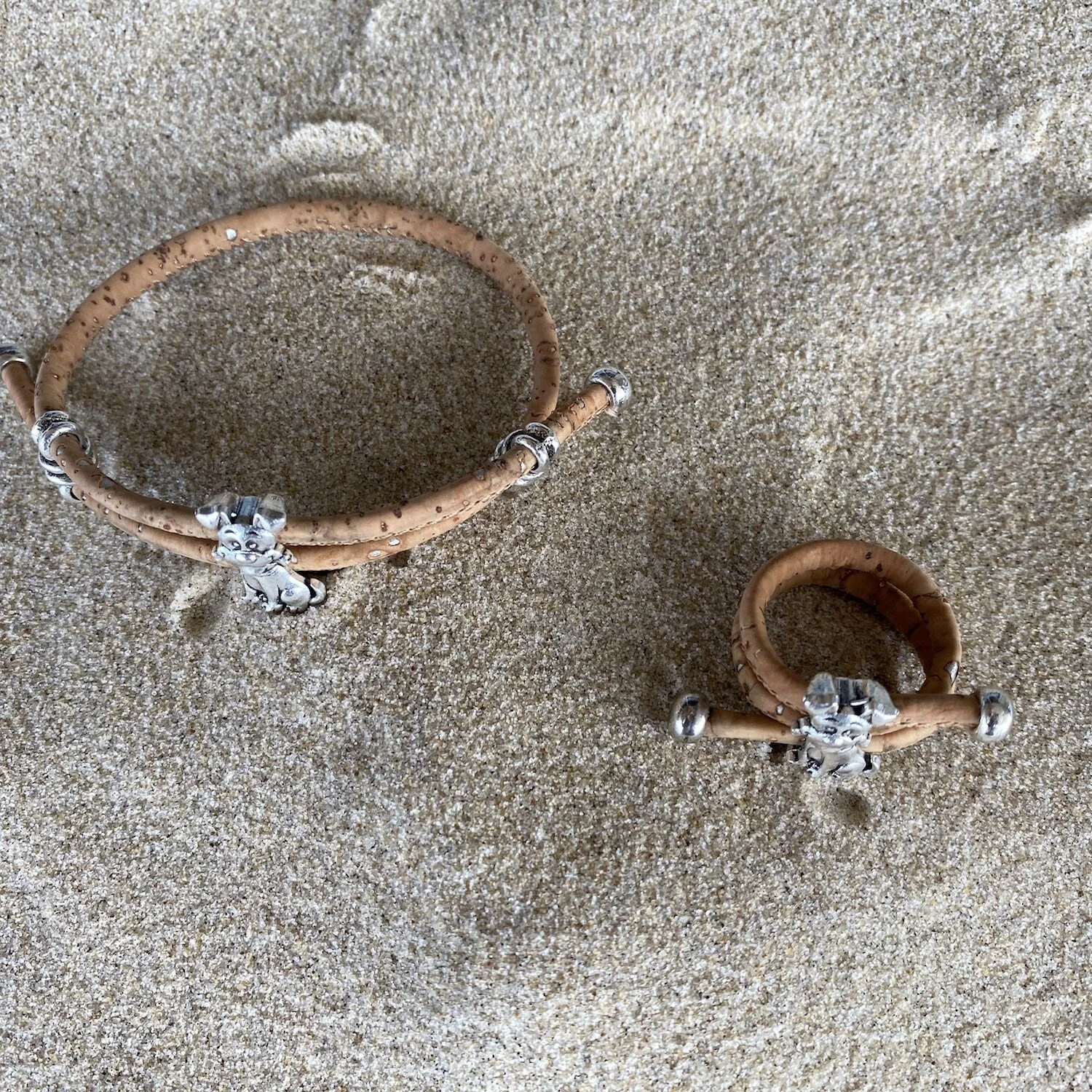 bracelet-dog-top2.jpg