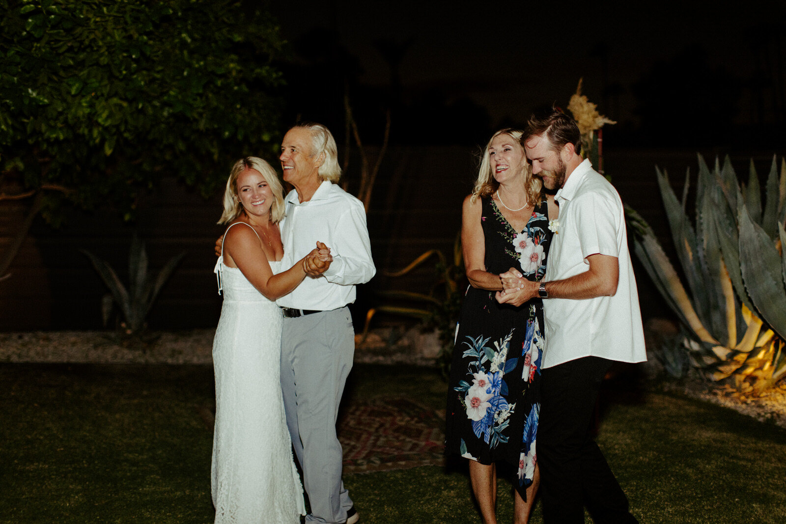 Brianna-Broyles-Photography-COVID-Backyard-Wedding-Palm-Springs-Reception-29.jpg