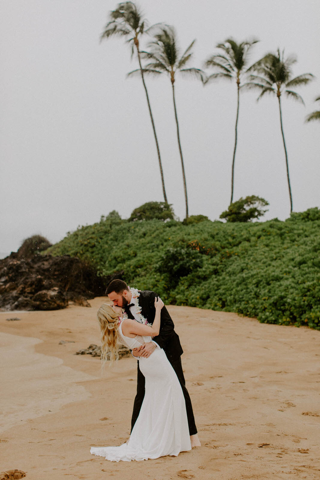 Brianna-Broyles-Photography-Fairmont-Kea-Lani-Wedding-Maui-Photographer-50.jpg