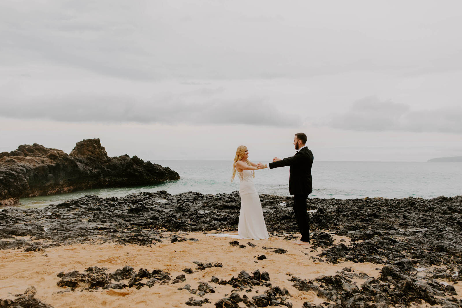 Brianna-Broyles-Photography-Fairmont-Kea-Lani-Wedding-Maui-Photographer-58.jpg
