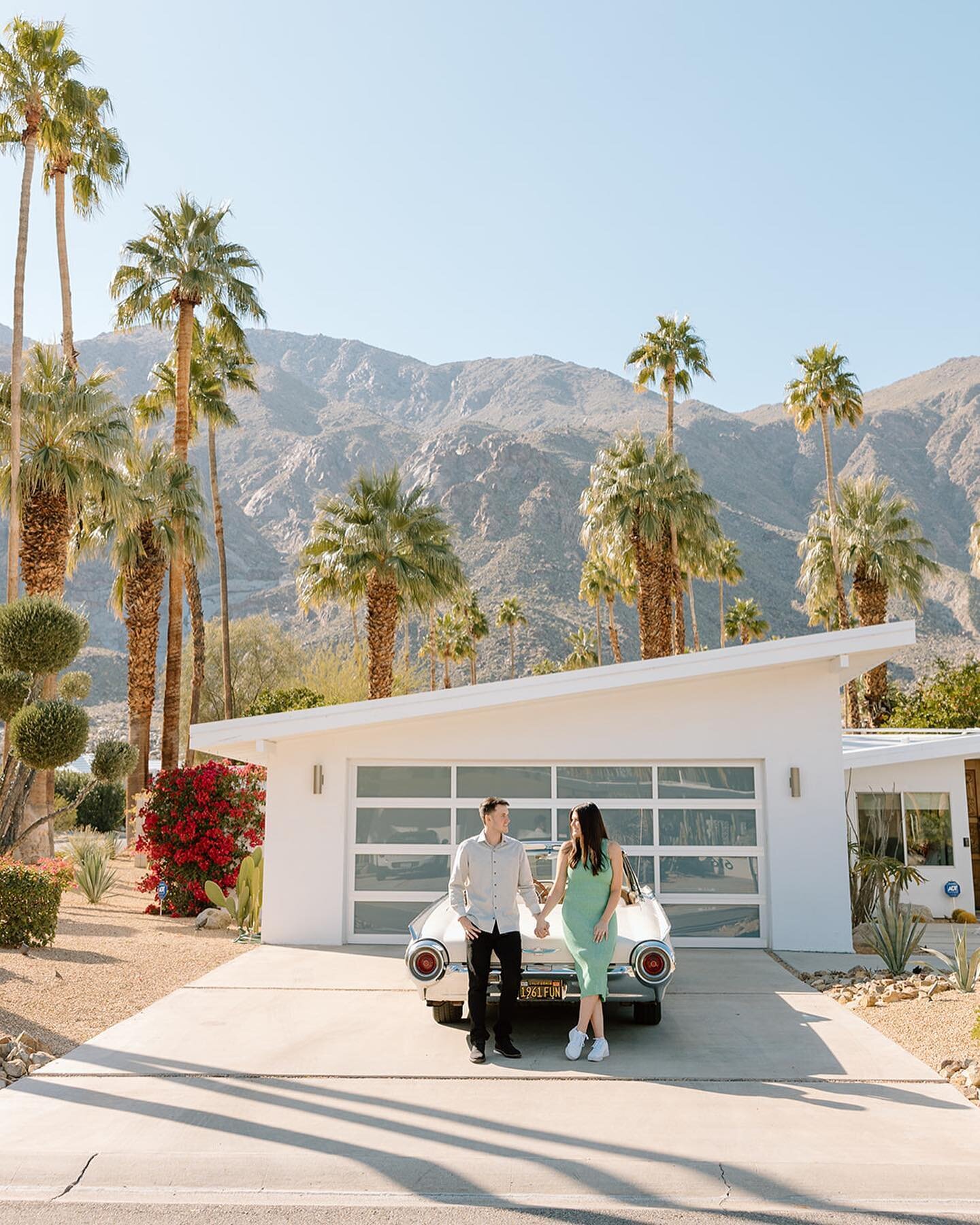 The weather has been kinda crazy this winter so I&rsquo;m especially thankful for couples that come to Palm Springs not once but twice to reshoot their photos with the perfect desert sun 🌞 I&rsquo;d say it was worth the time spent and who doesn&rsqu