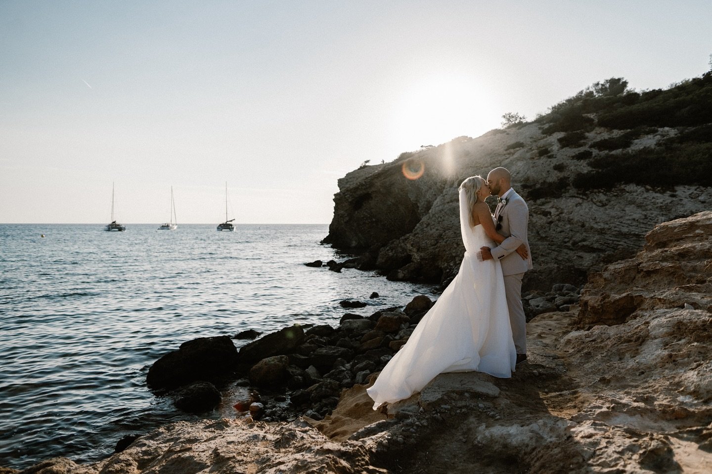 ⚡️JAMES + LINZI ⚡️

Very lucky to be given the opportunity to shoot James &amp; Linzi&rsquo;s wedding day at the amazing @elixiribiza ☀️

What an incredible day! 

Venue - @elixiribiza 
Wedding Planner - @yourweddingangelelixir 
Hair/Makeup - @ljbmak