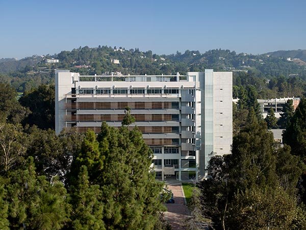 eli-and-edythe-broad-art-center-ucla-california-01.jpg