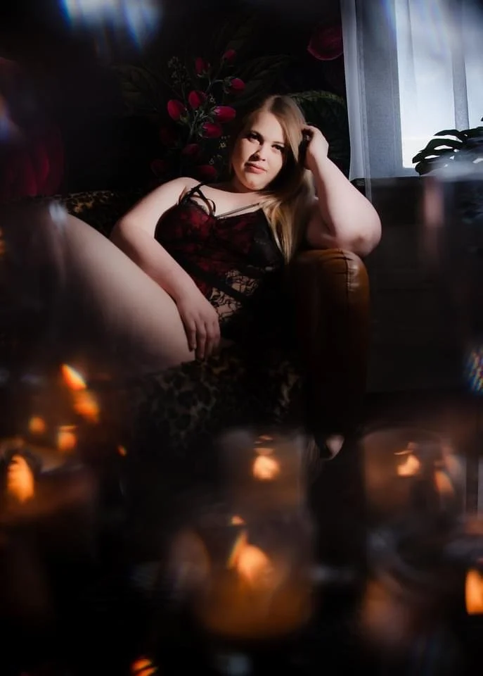Trina Baker Kansas boudoir studio