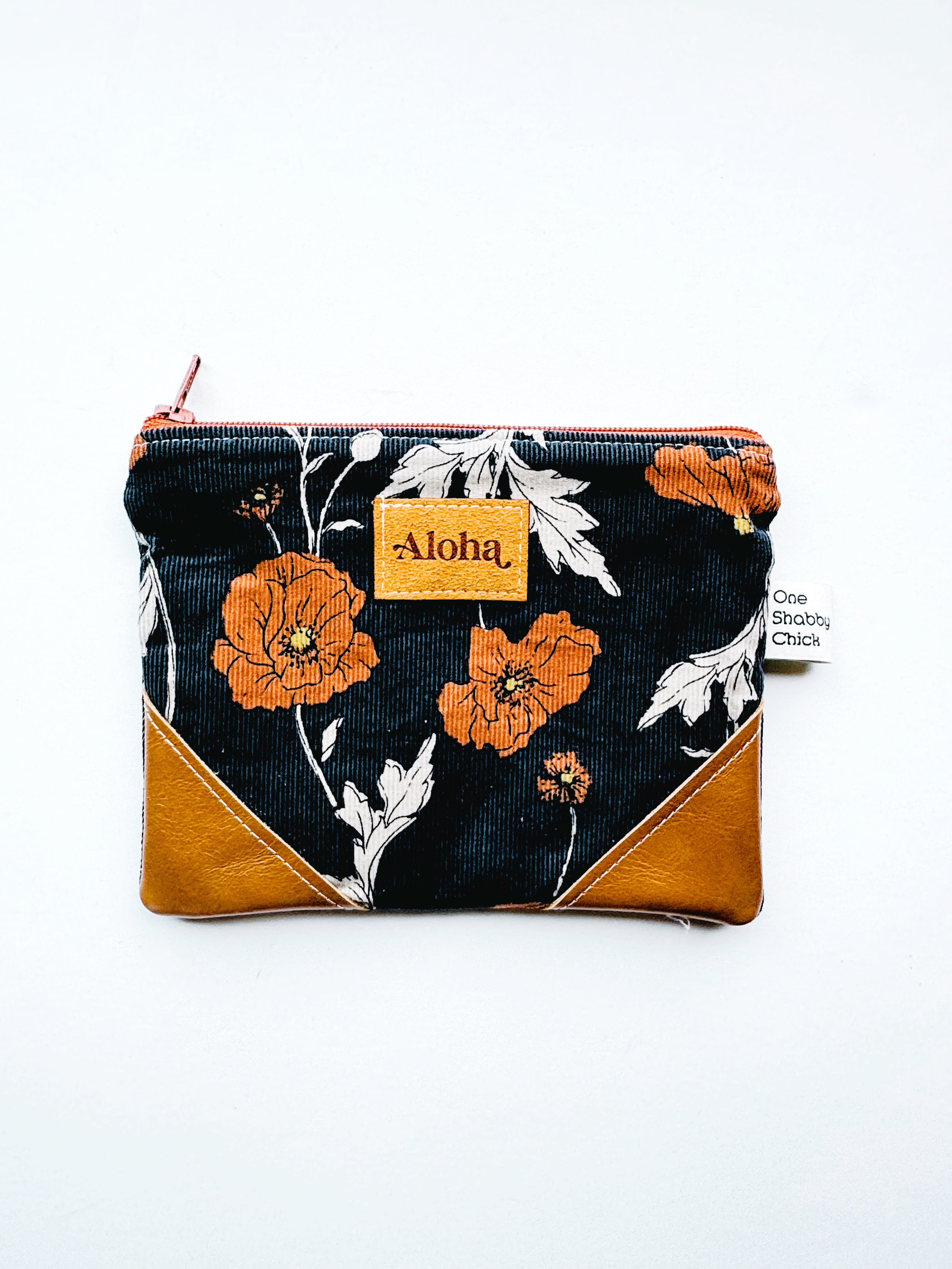 Zip pouch - poppy in charcoal