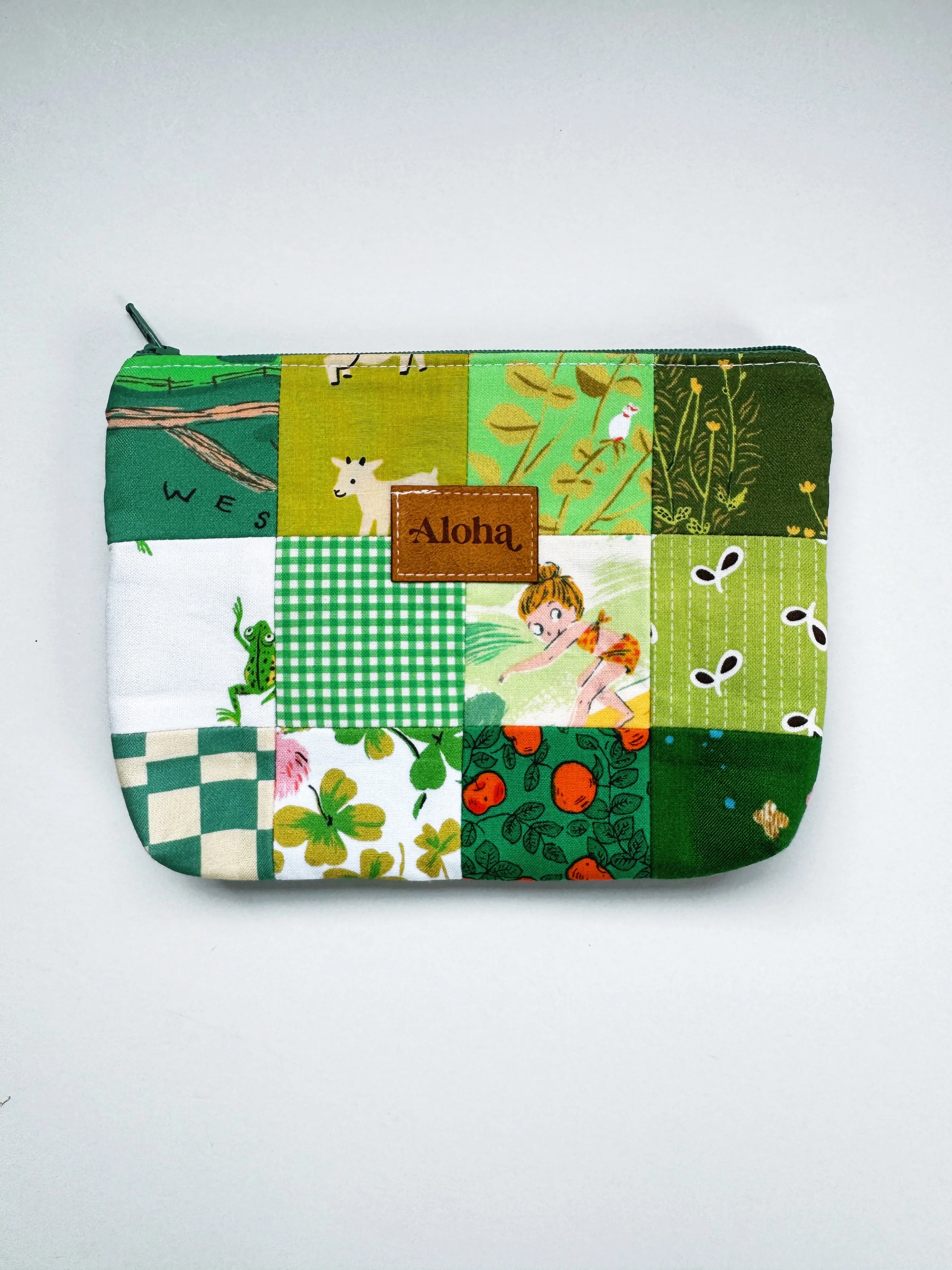 Quilted pouch - green