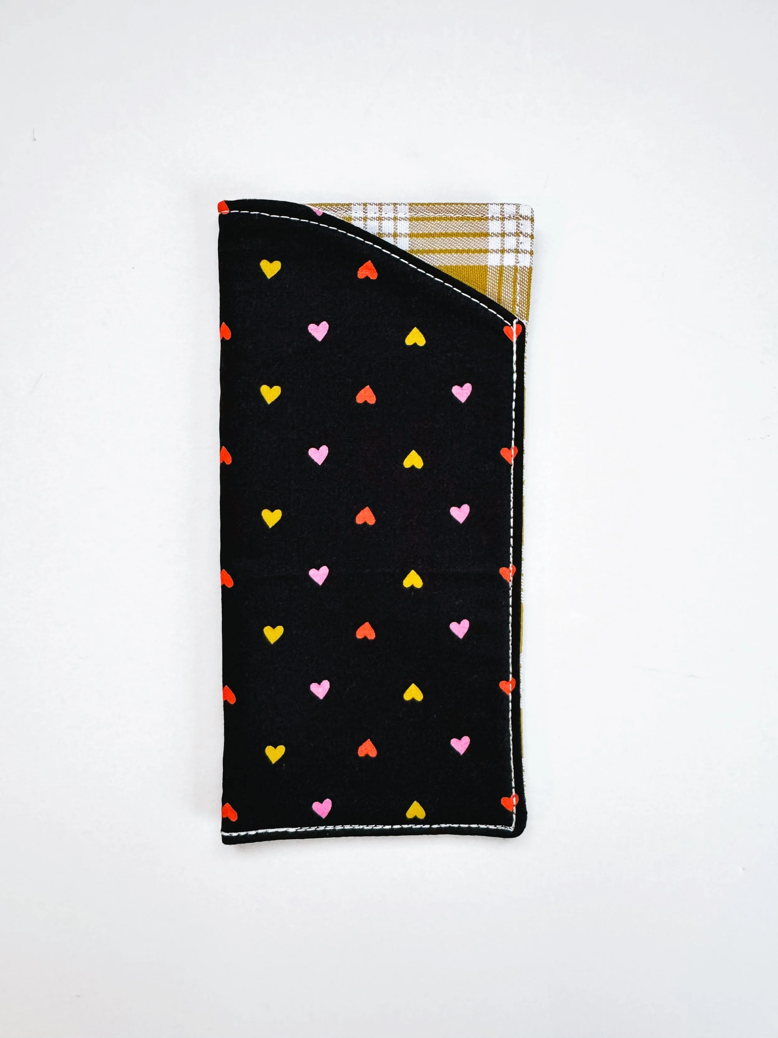 Eyeglass Case - black hearts
