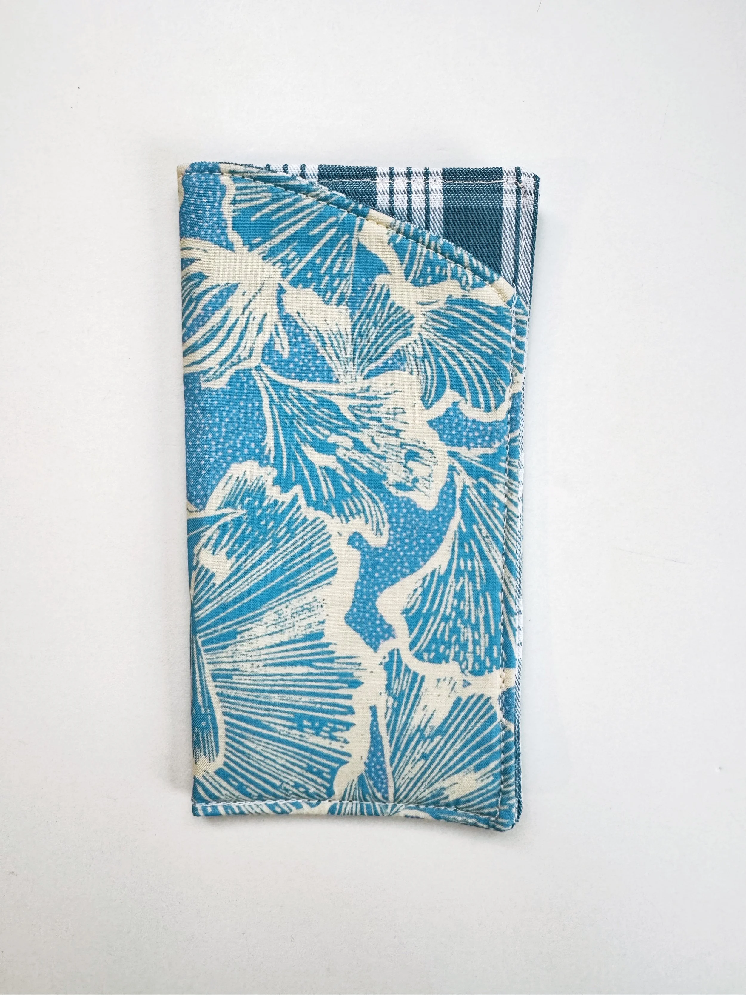 Eyeglass Case - teal ginkyo