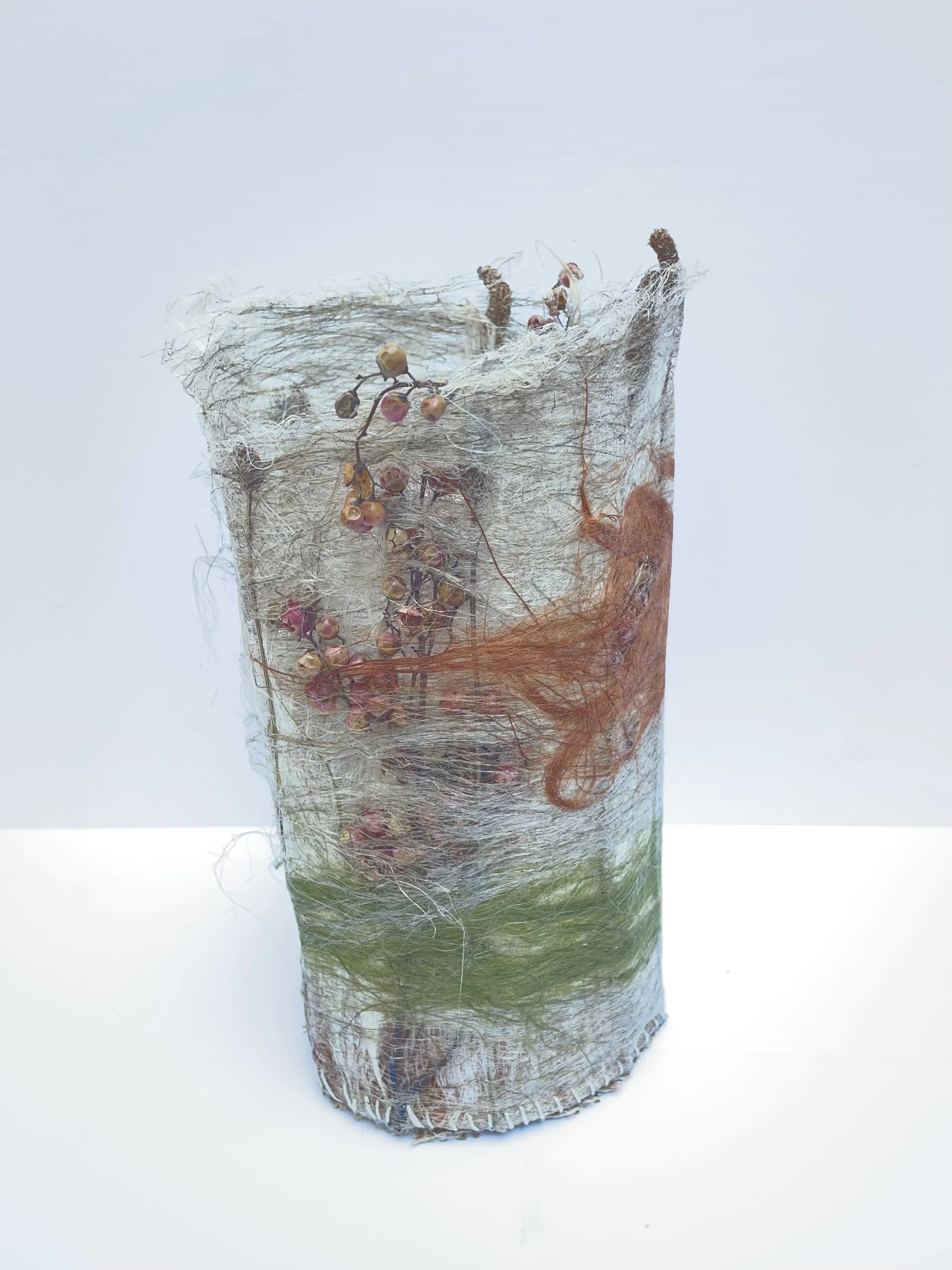 PEPPER LANTERN Flax & Natural elements 8”H X 4” W