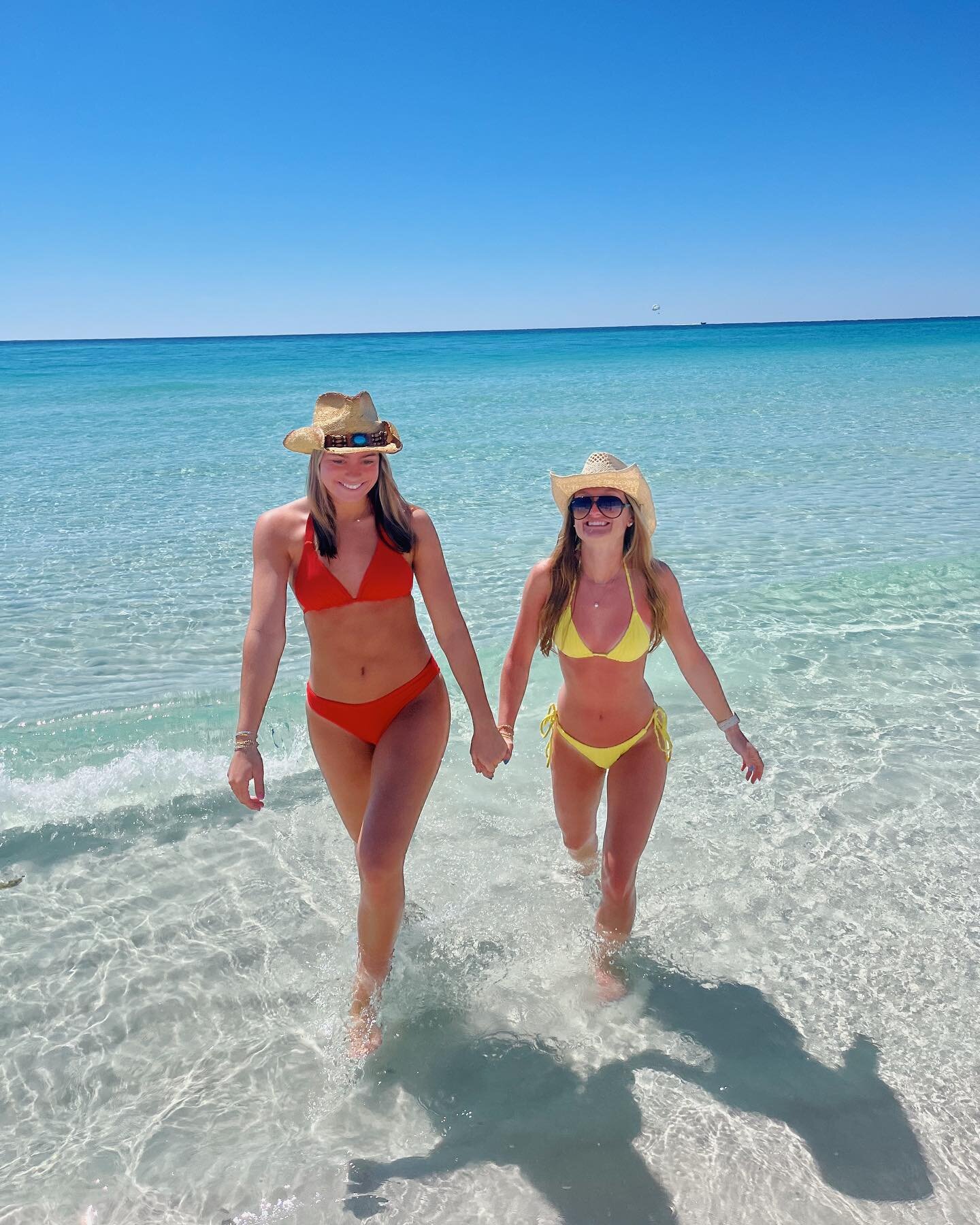 Spring Break countdown is ONNNNN!!!! ☀️☀️☀️☀️

&mdash;tag a sis that you&rsquo;re excited to travel with over this Spring Break! 

#XO #PhiDeltaLovesYou #ChiOmega