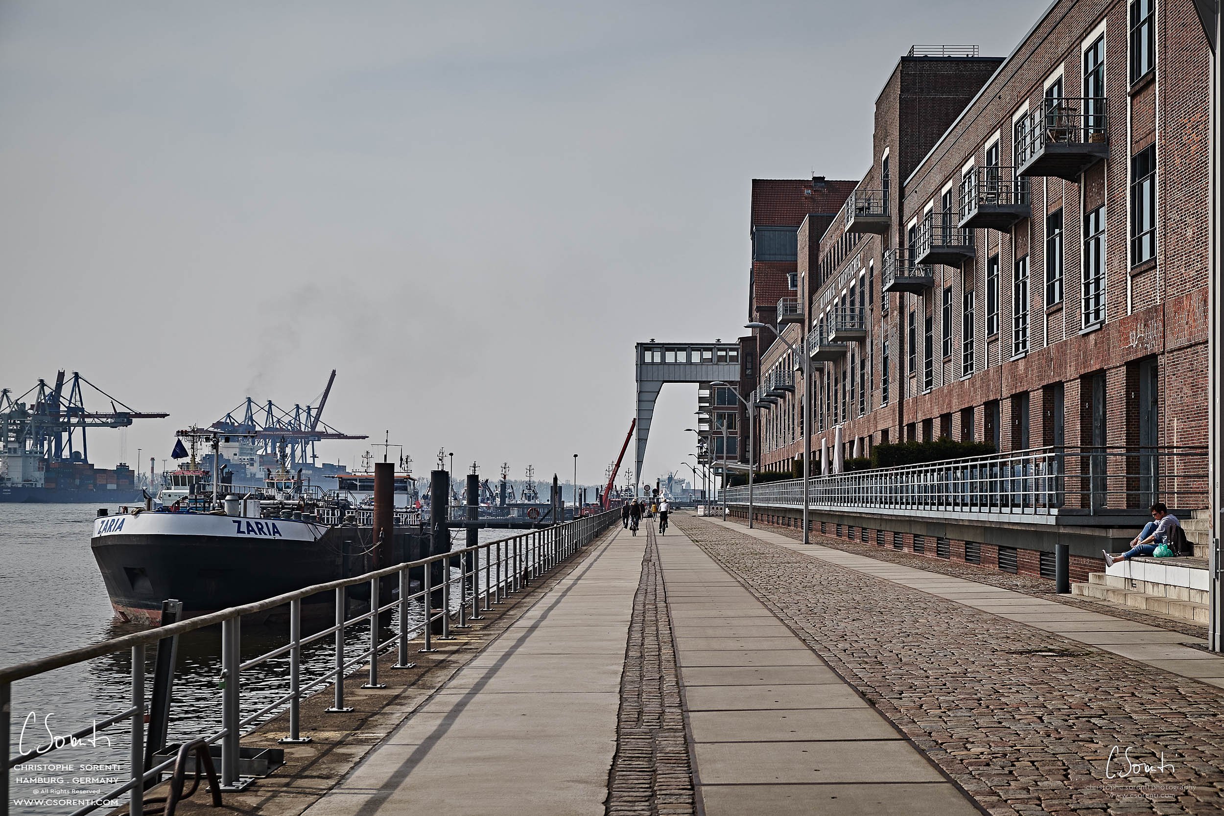 Hamburg Hafen Neumühlen 