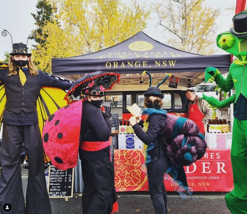 The costumes 😍

Team Clockwork Circus are all smiles (even behind their masks) after their roving bugs entertainment at Batlow Ciderfest 2023!

The entertainment at this years CiderFest was something else. Did you have a favourite?

Thanks for shari