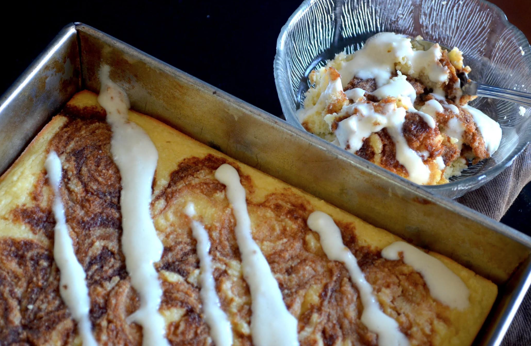 Keto Cinnamon Roll Cake