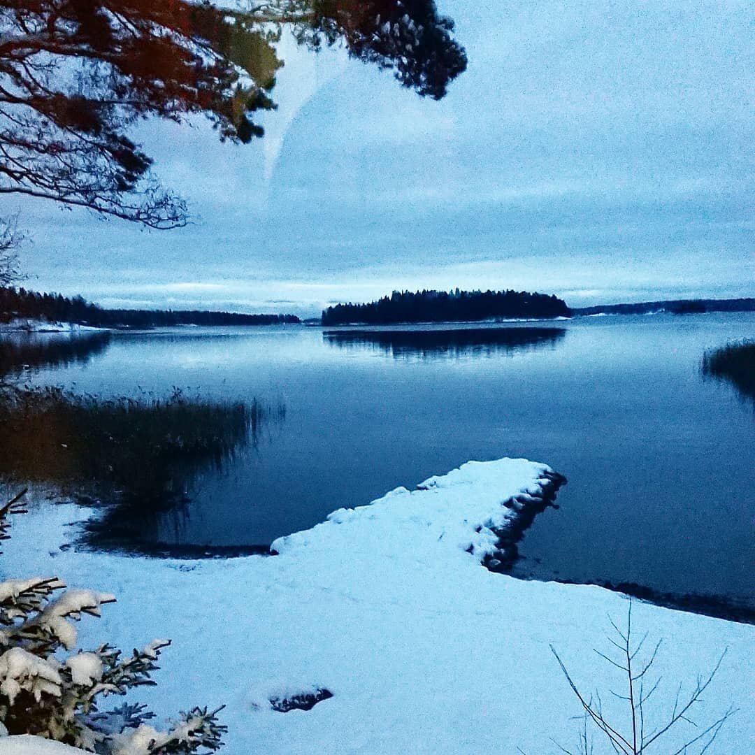 Januari ❄️ Tammikuu
#meid&auml;nsaaristo #archipelagodesign #januari