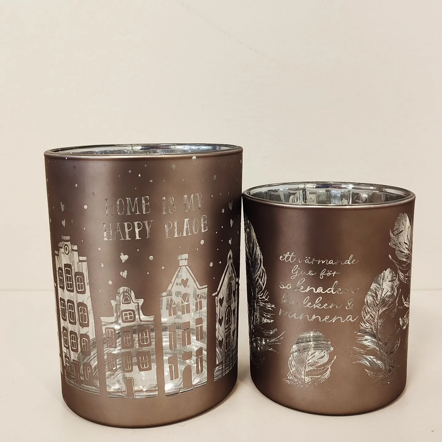 Nya lyktor fr&aring;n Majas Cottage 🤍🤎
14,90&euro; &amp; 13,90&euro;

#archipelagodesignshop #majascottage