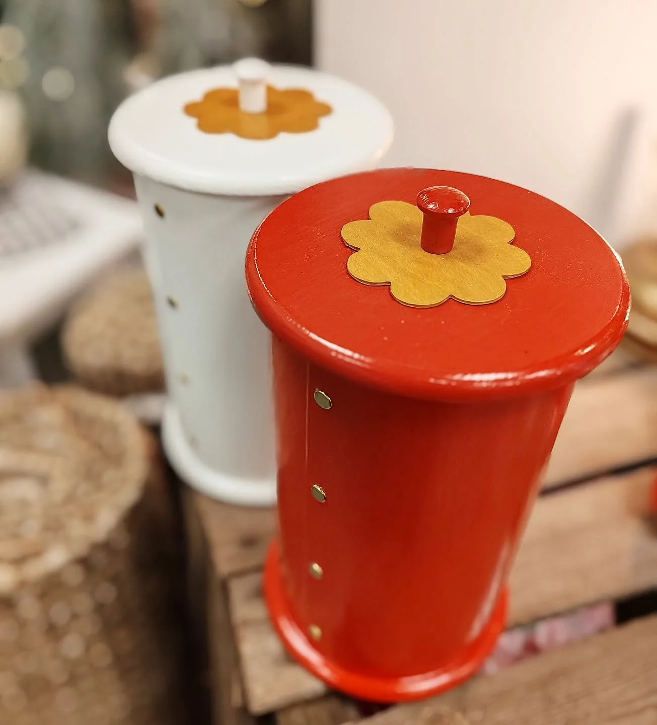 Pepparkaksburk ❤️🤍
#archipelagodesignshop #madeinPargas