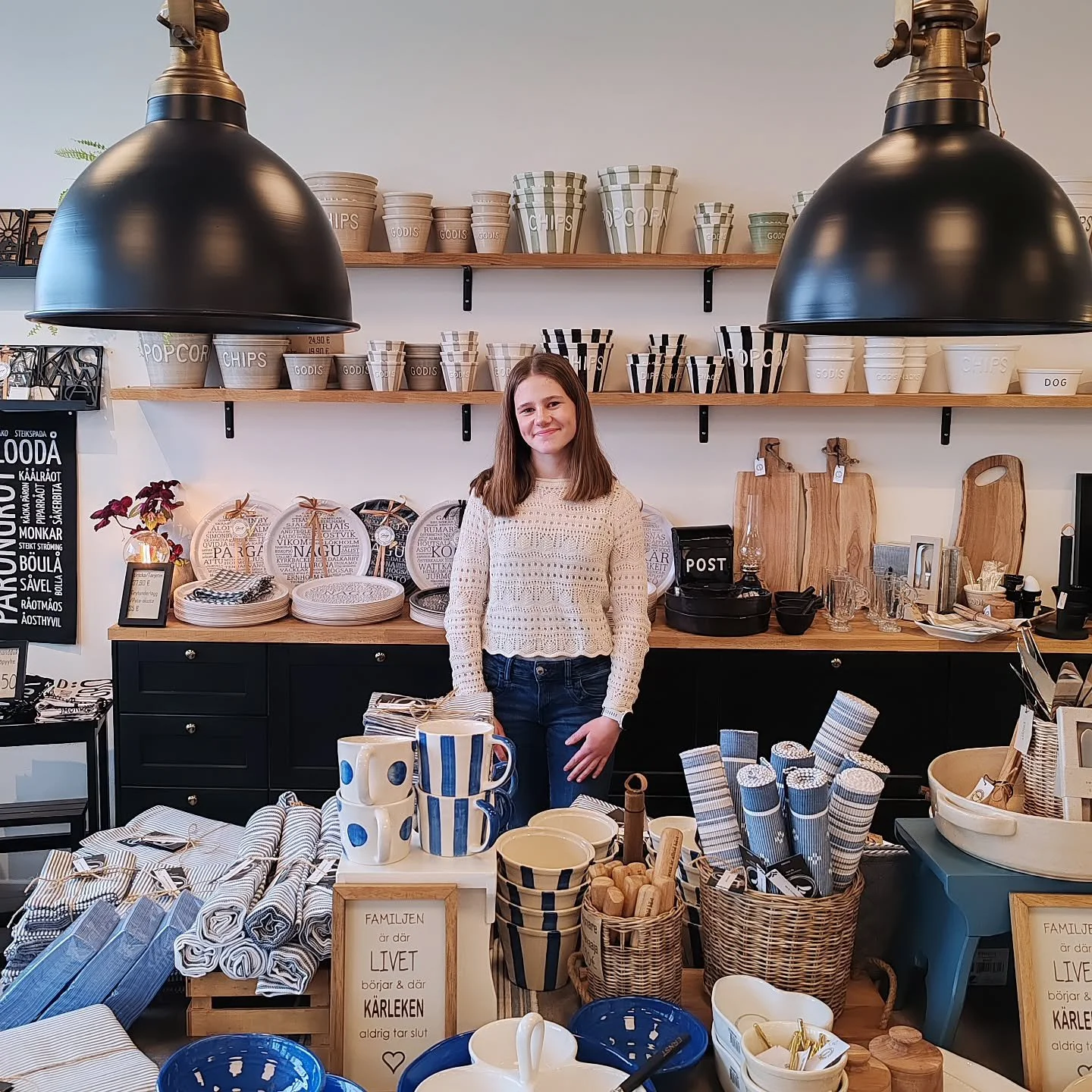 Vi vill tacka v&aring;r duktiga praktikant Linn ☀️

#archipelagodesignshop