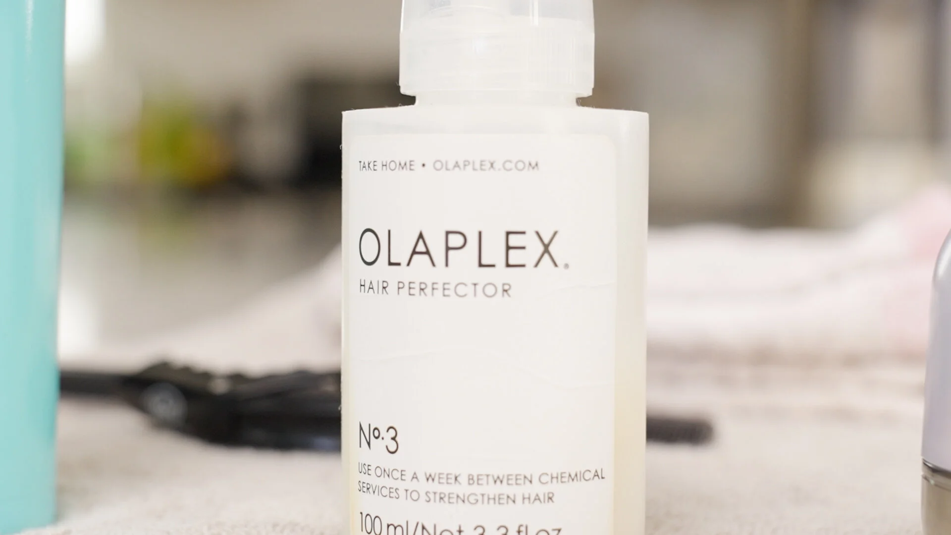   2 - OLAPLEX hair perfector No. 3 ​  