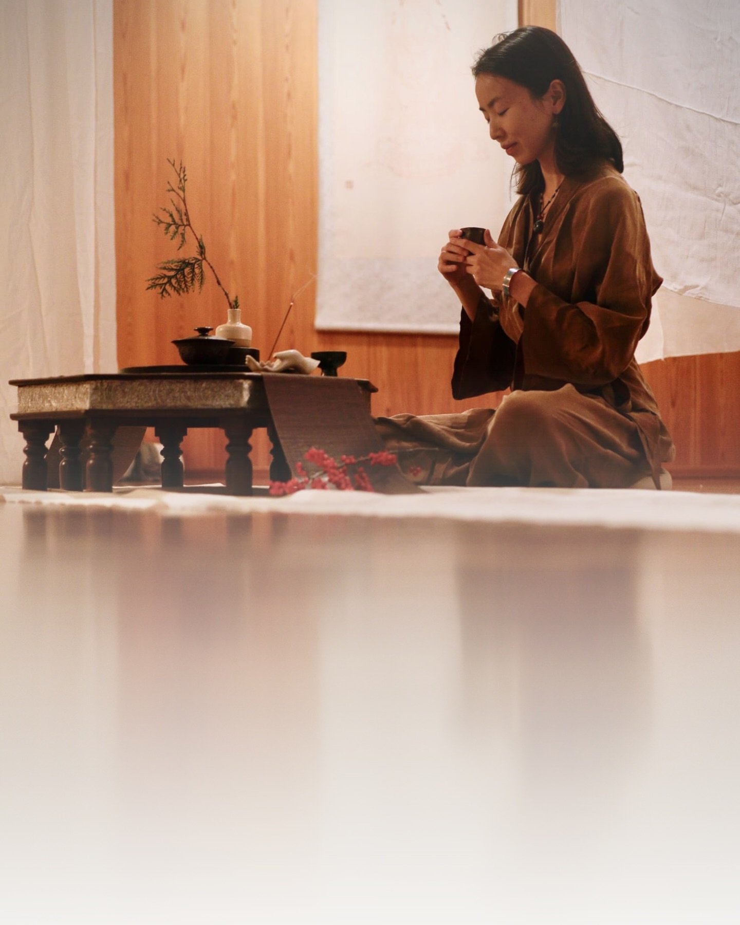 An afternoon where tea, meditation, and art will come together in stillness and reflection. 🧘🏻

This event weaves the ancient Heart Sutra into the living rhythm of tea sharing &mdash; an experience of awareness through taste, sound, and mindful pre