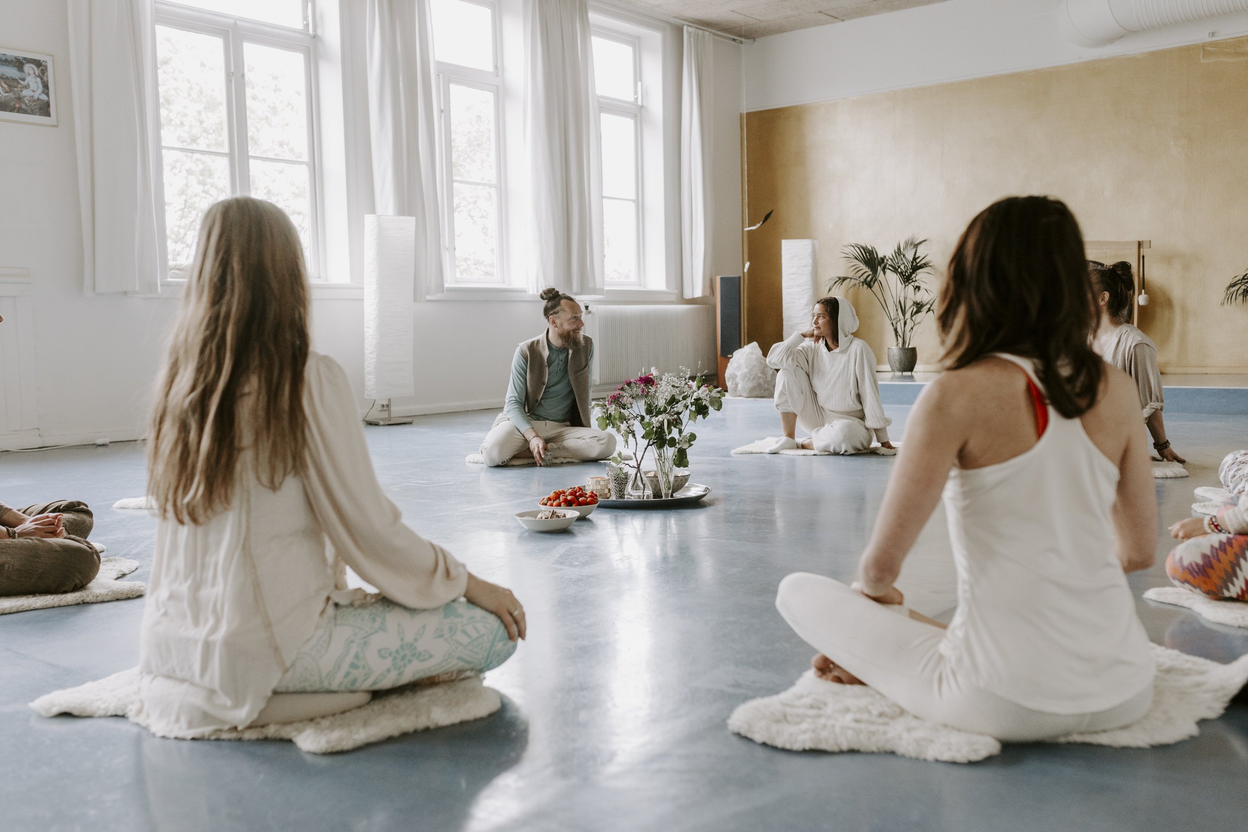 How to Choose the Perfect Kundalini Yoga Class in Oslo